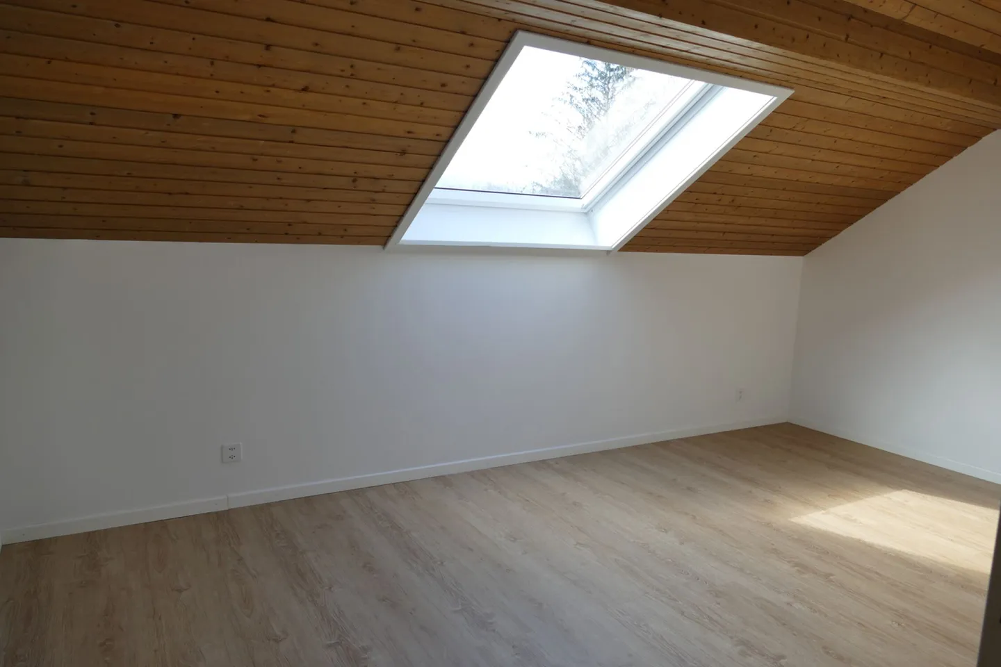 4.5-Room Attic Apartment, Kirchmattstrasse 7 - Photo 6 of 13
