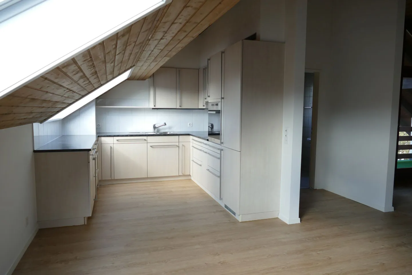 4.5-Room Attic Apartment, Kirchmattstrasse 7 - Photo 3 of 13