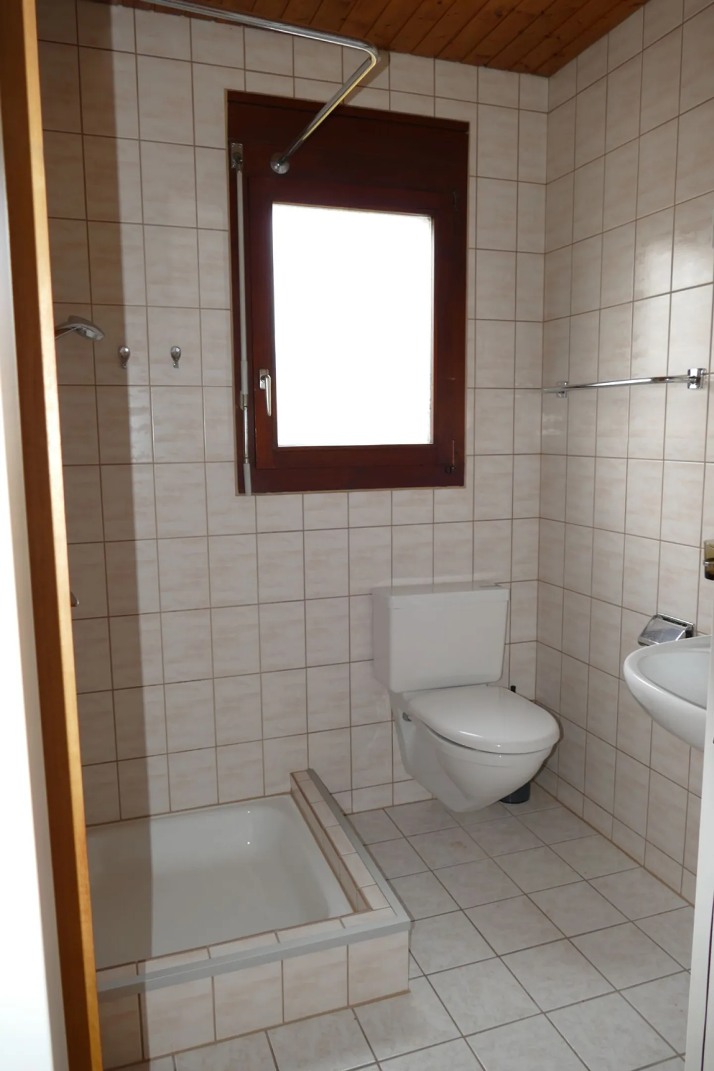 4.5-Room Attic Apartment, Kirchmattstrasse 7 - Photo 4 of 13