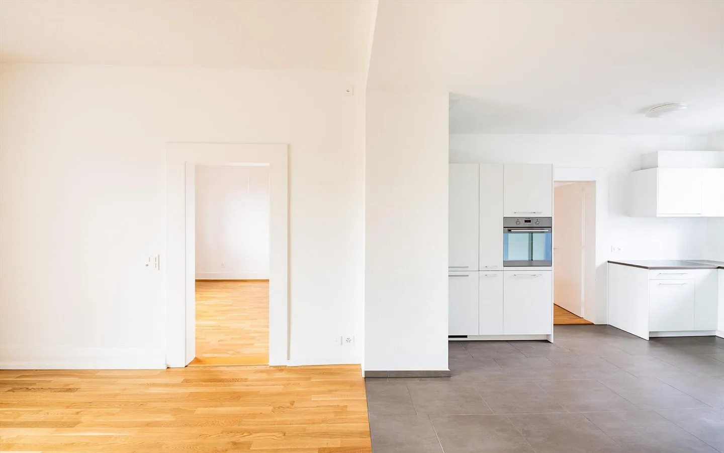 3.5-Room Apartment in Schaffhausen - Photo 4 of 10