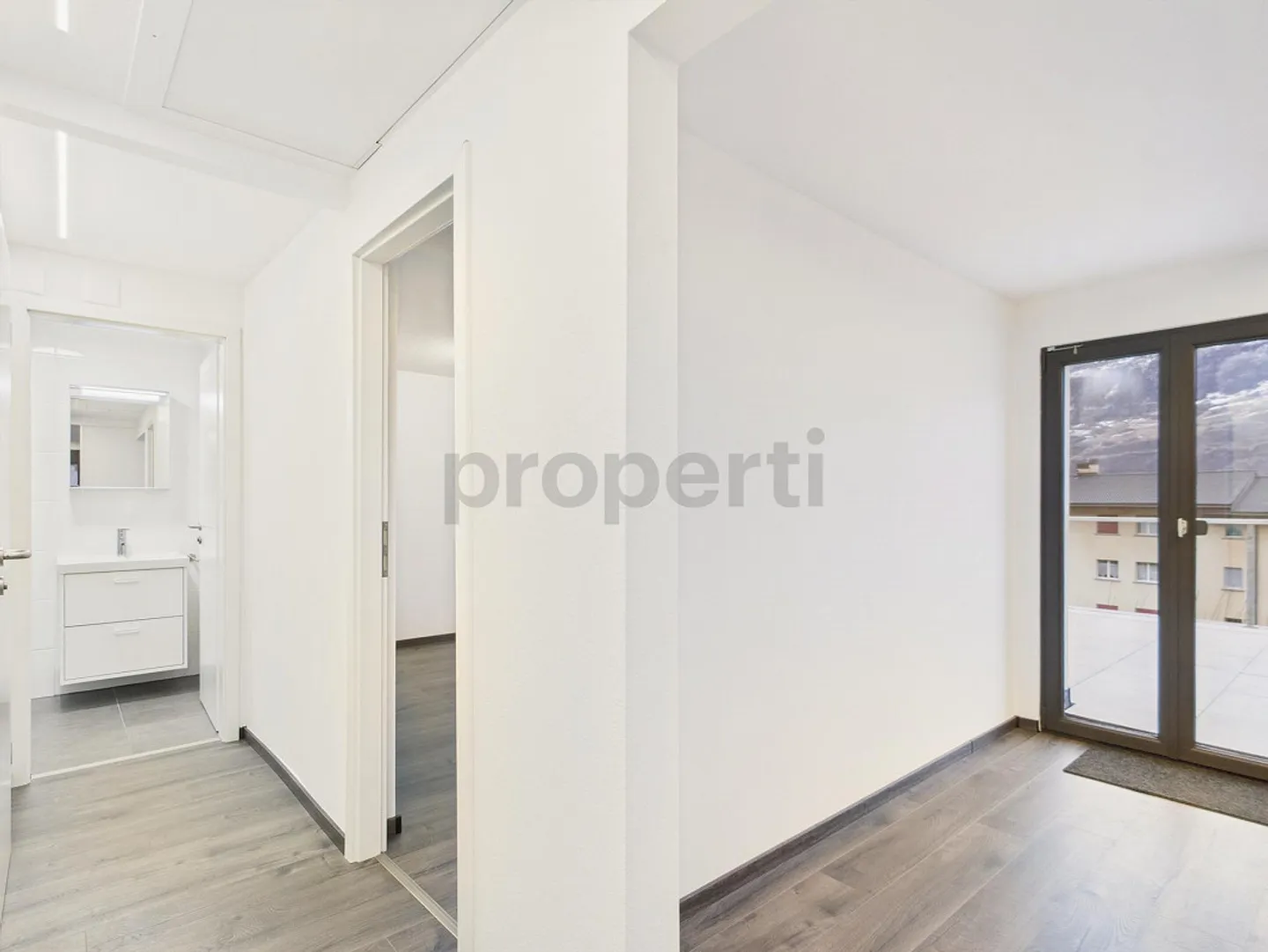 Appartamento ristrutturato di 3,5 locali con balcone, Chamoson - Foto 6 di 12