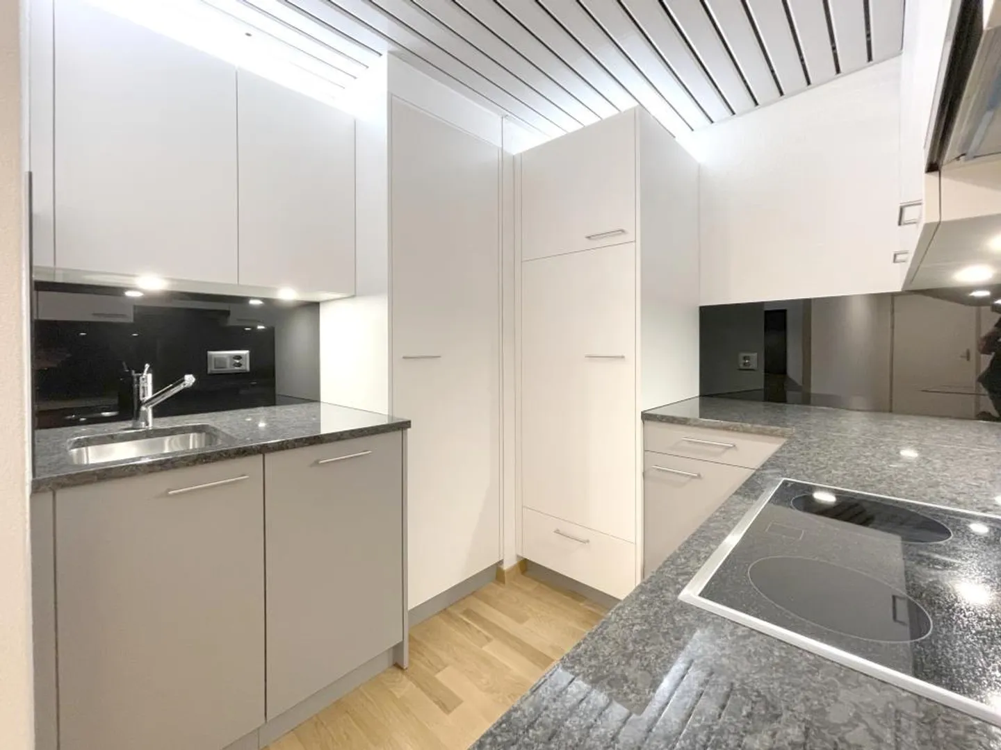 Appartement spacieux de 3,5 pièces à Seon - Photo 3 sur 5