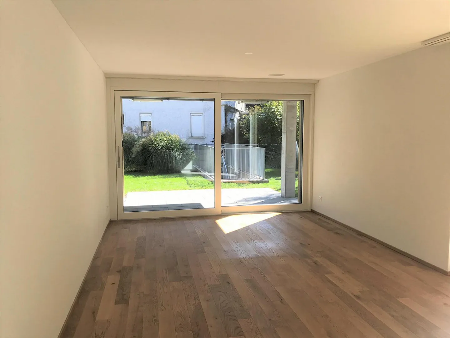 Modernes Erdgeschoss-Apartment - Foto 6 von 7