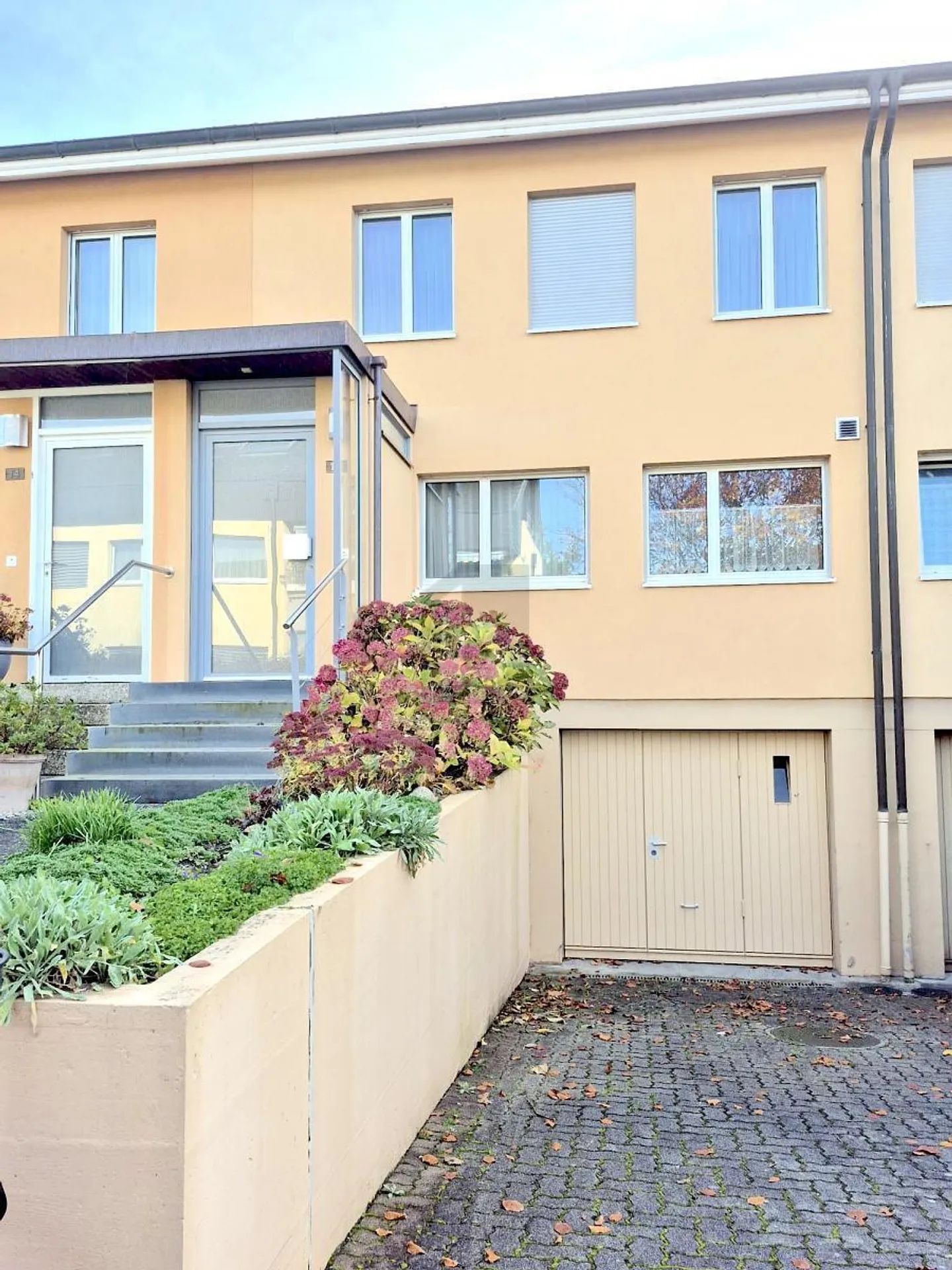 Geräumiges Reihenhaus - Foto 4 von 5