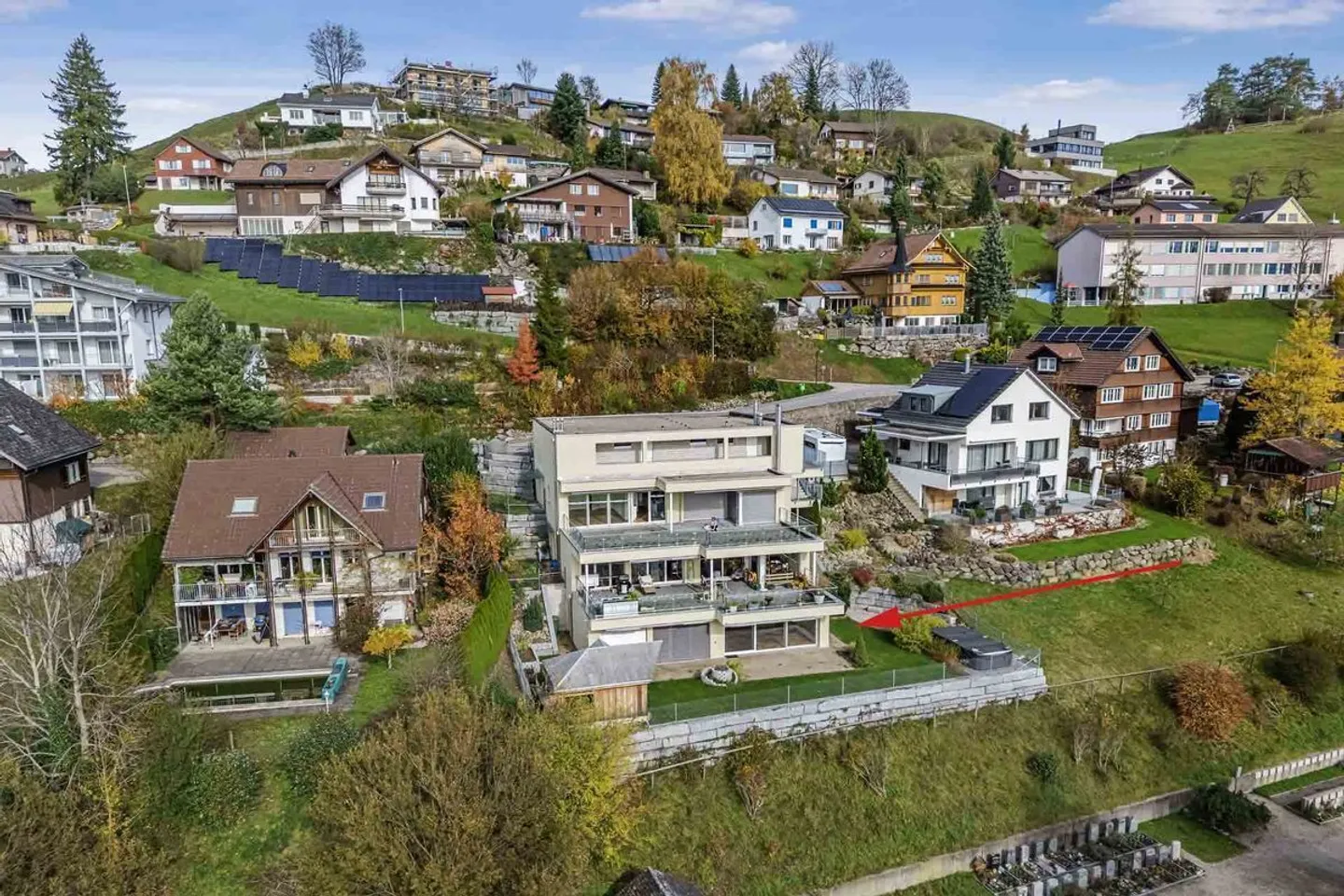 Modernes Terrassenapartment mit Aussicht - Foto 1 von 13
