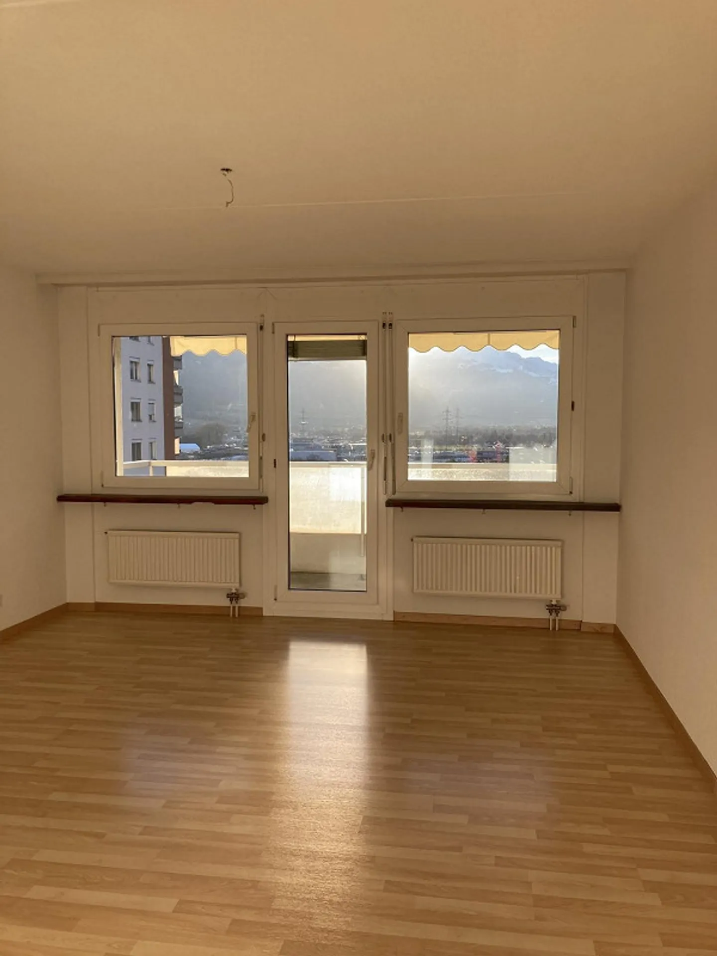 Studio in quartiere tranquillo - Foto 2 di 9