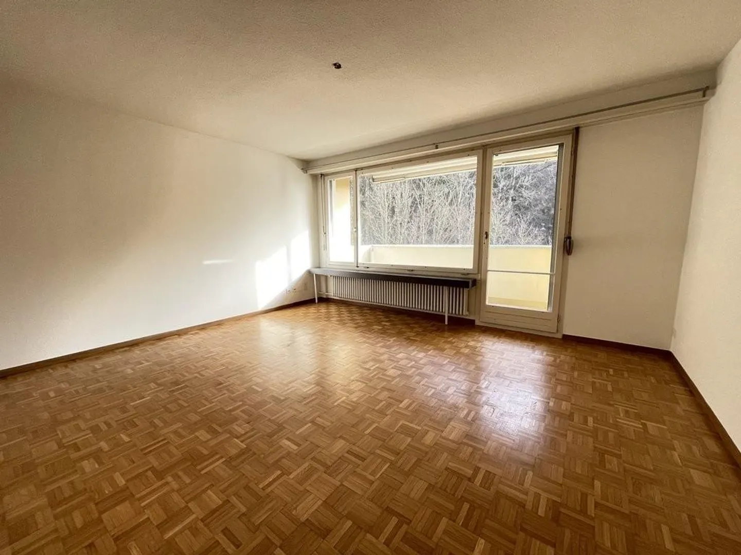2.5-room apartment in Adliswil - TEMPORARY UNTIL 30.09.2027 - Photo 2 of 9
