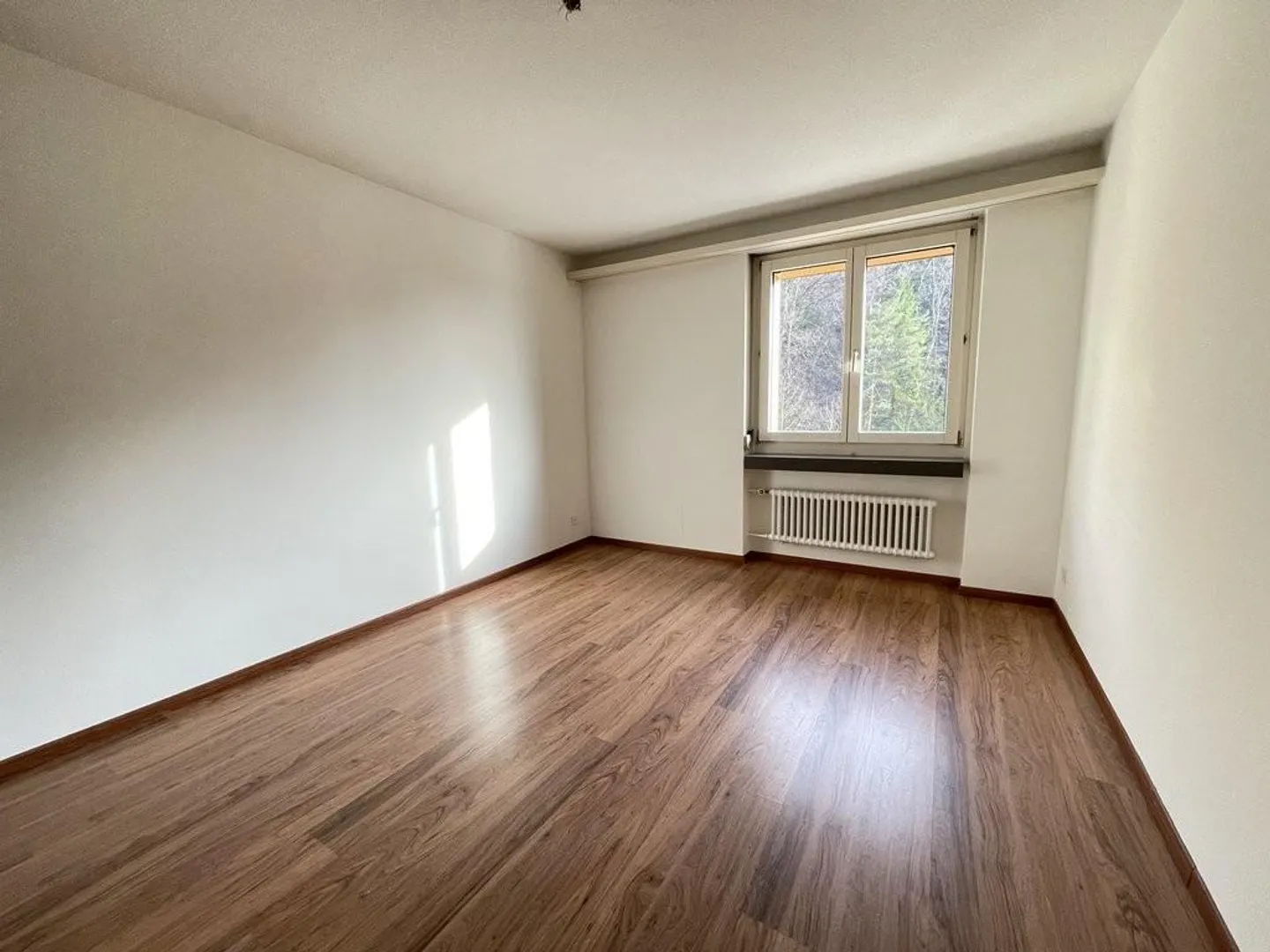 2.5-room apartment in Adliswil - TEMPORARY UNTIL 30.09.2027 - Photo 3 of 9