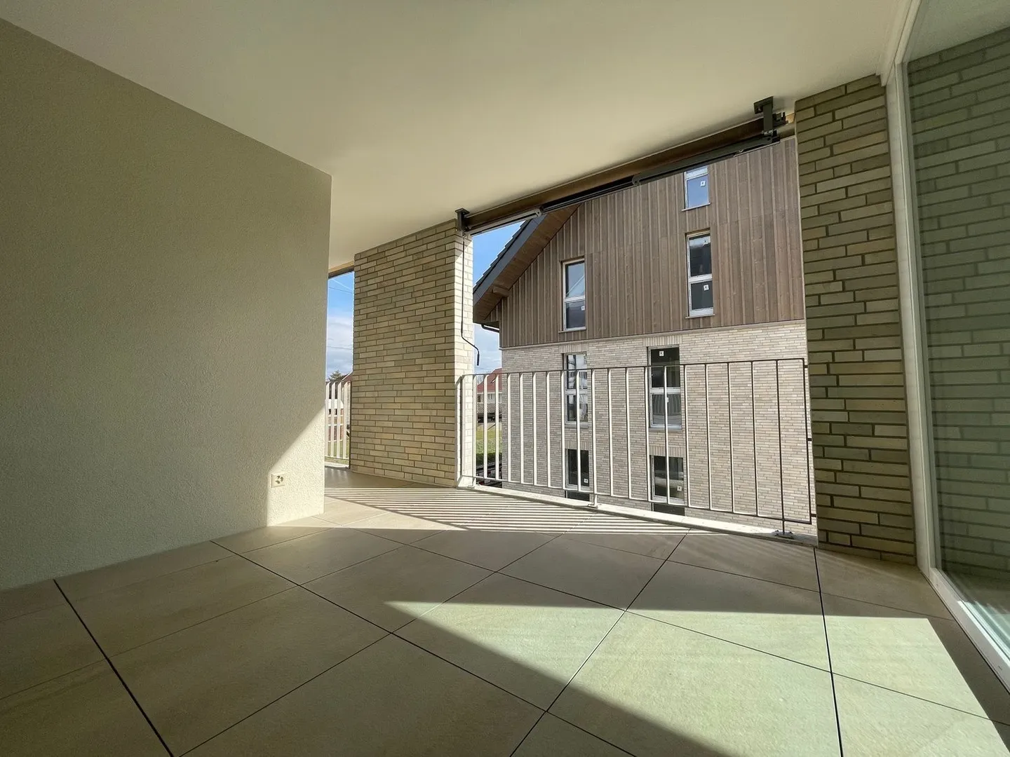 3.5 Zimmerwohnung Dachgeschoss mit Galerie - Foto 4 von 13