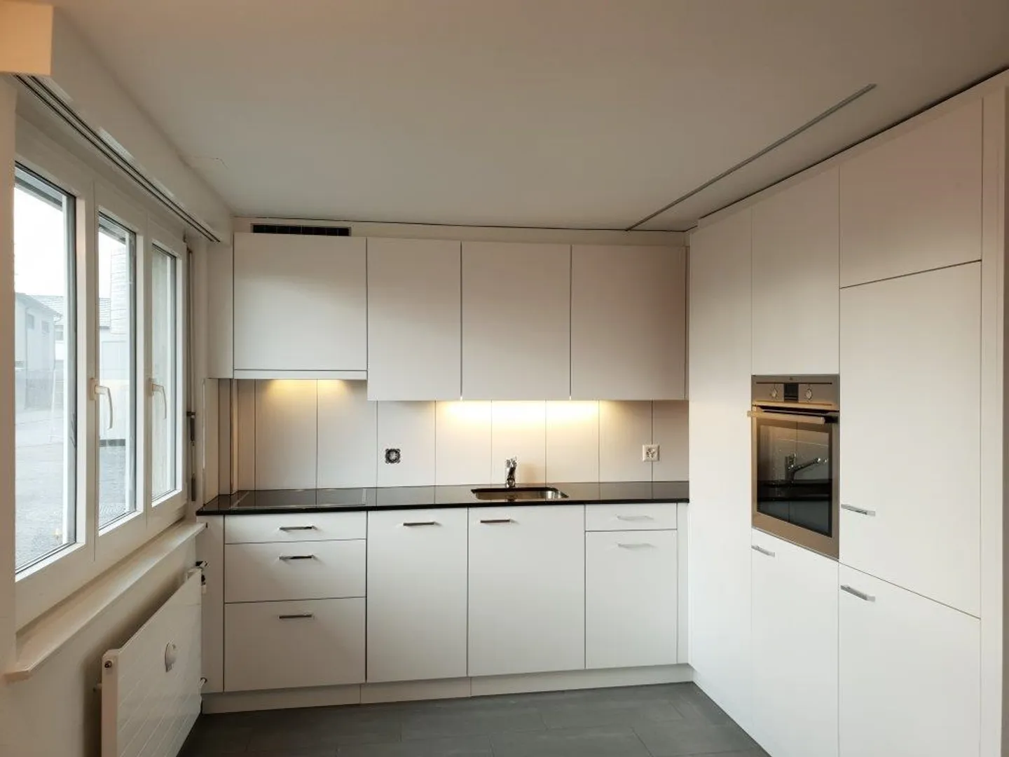 renovierte 2.0 Zimmer Wohnung im EG - Foto 2 von 13