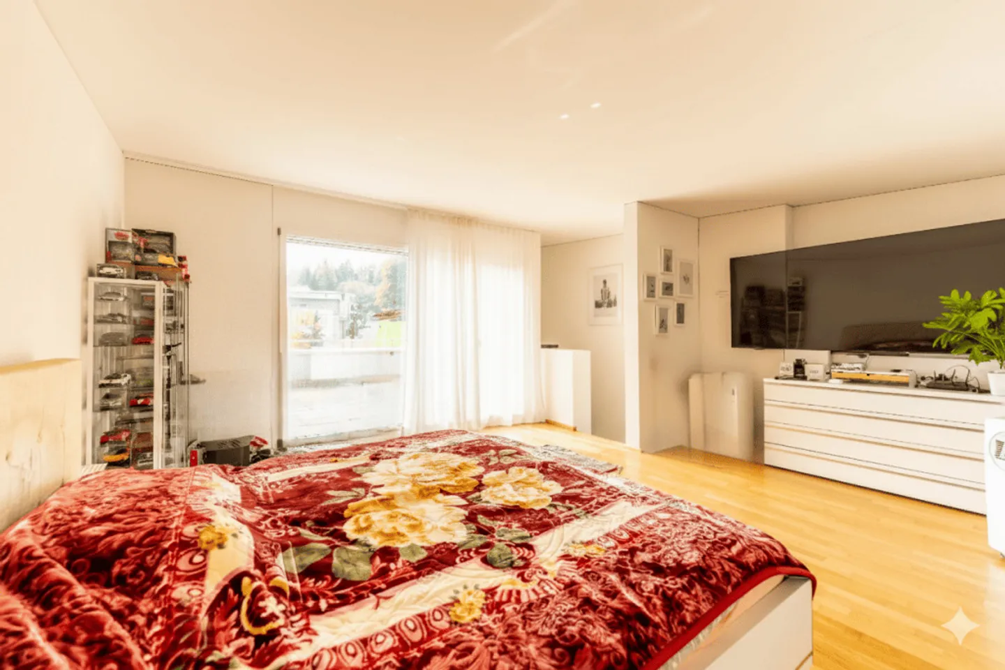 Mittelhaus an bevorzugter, ruhiger Lage - Foto 6 von 22