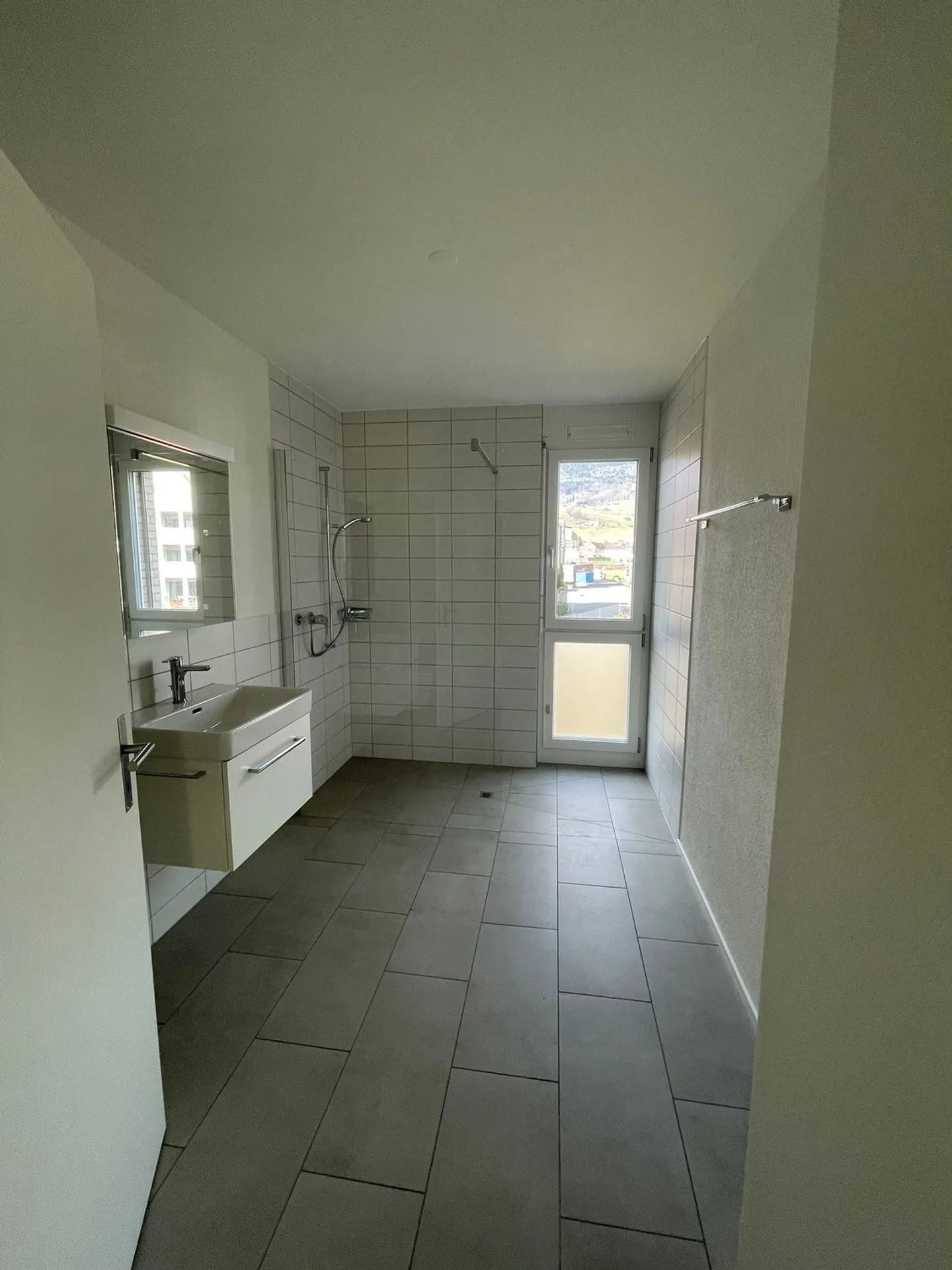 3.5 Zimmerwohnung Dachgeschoss mit Galerie - Foto 10 von 13