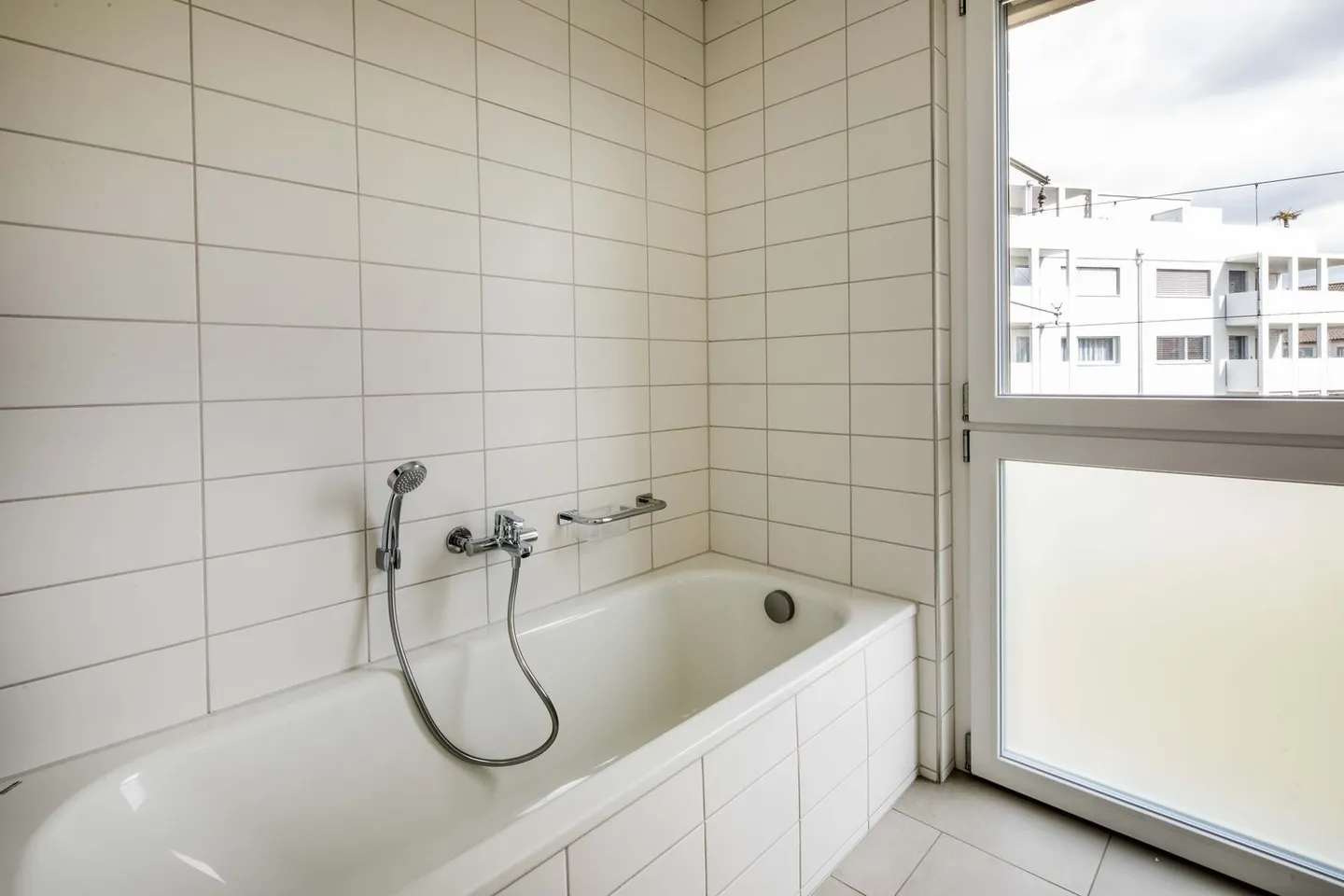 3.5 Zimmerwohnung Dachgeschoss mit Galerie - Foto 12 von 13