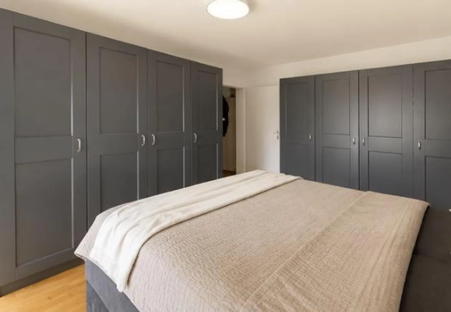 Appartement 3,5 pièces au centre de Reinach / BL - Photo 3 sur 11