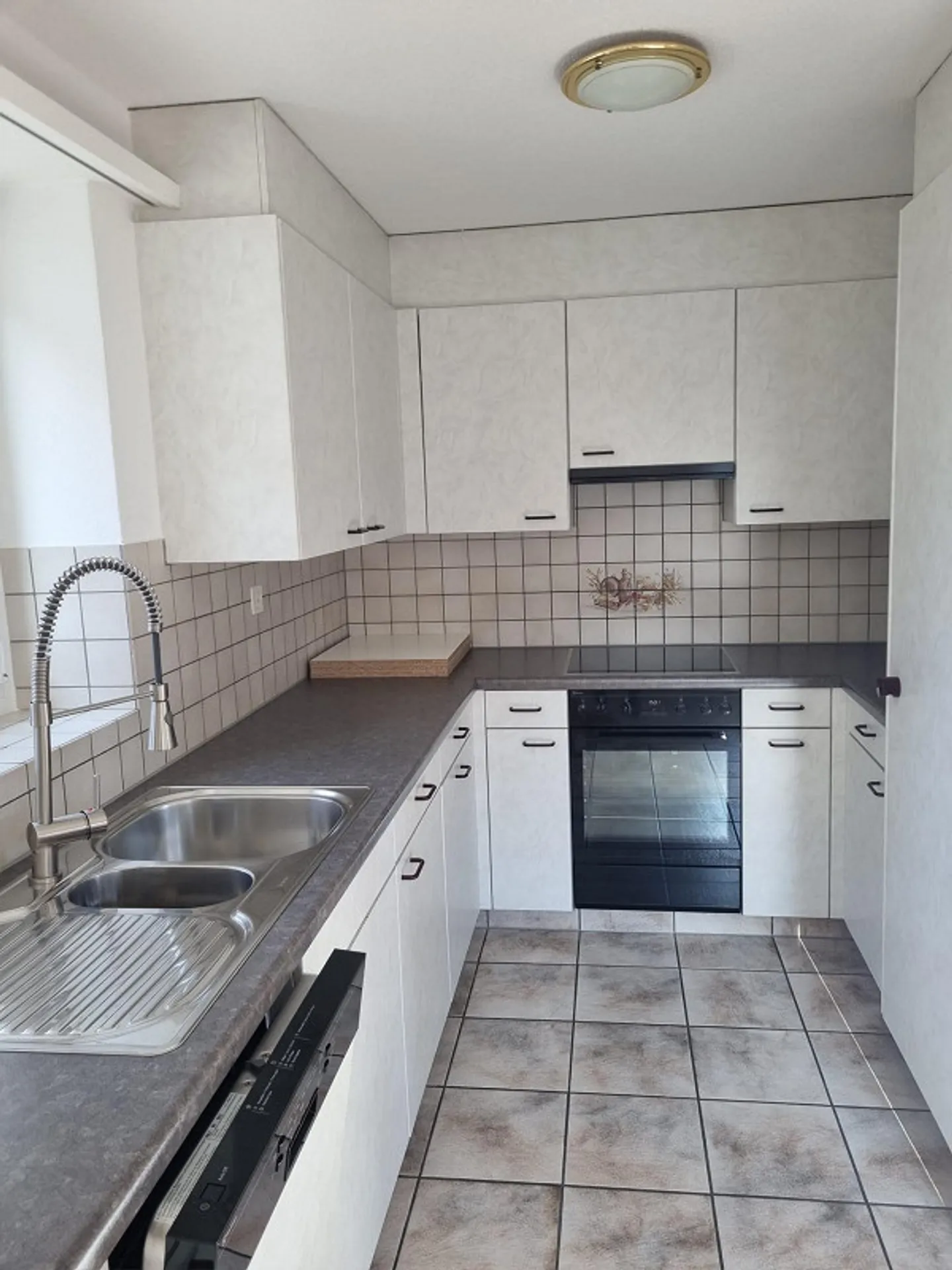 Helle 4.5-Zimmerwohnung mit Balkon - Foto 5 von 10