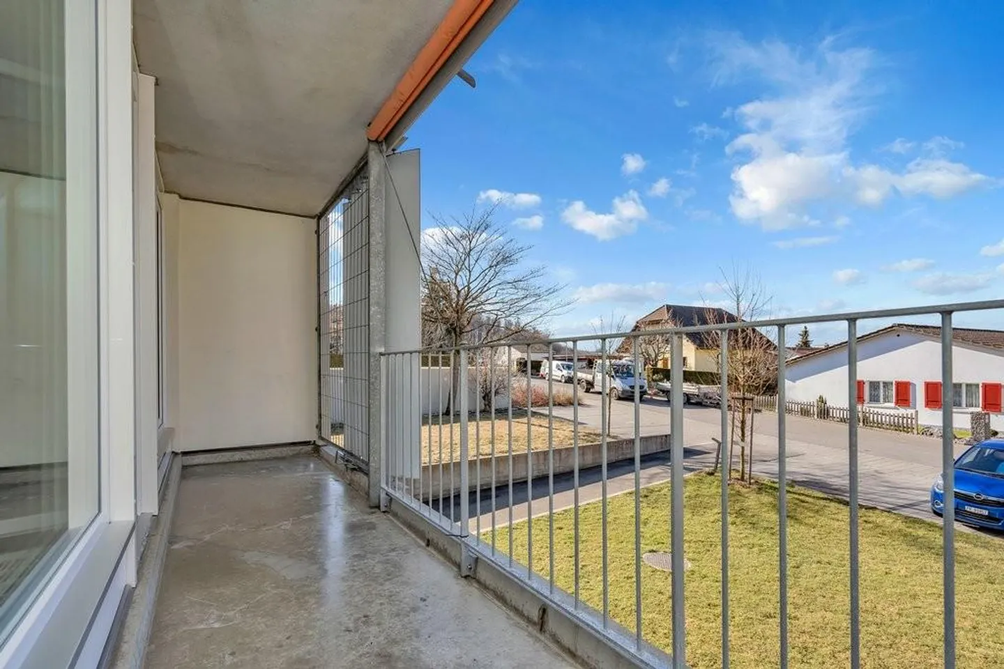 Bright 4.5-room apartment with balcony and view! - Photo 8 of 9