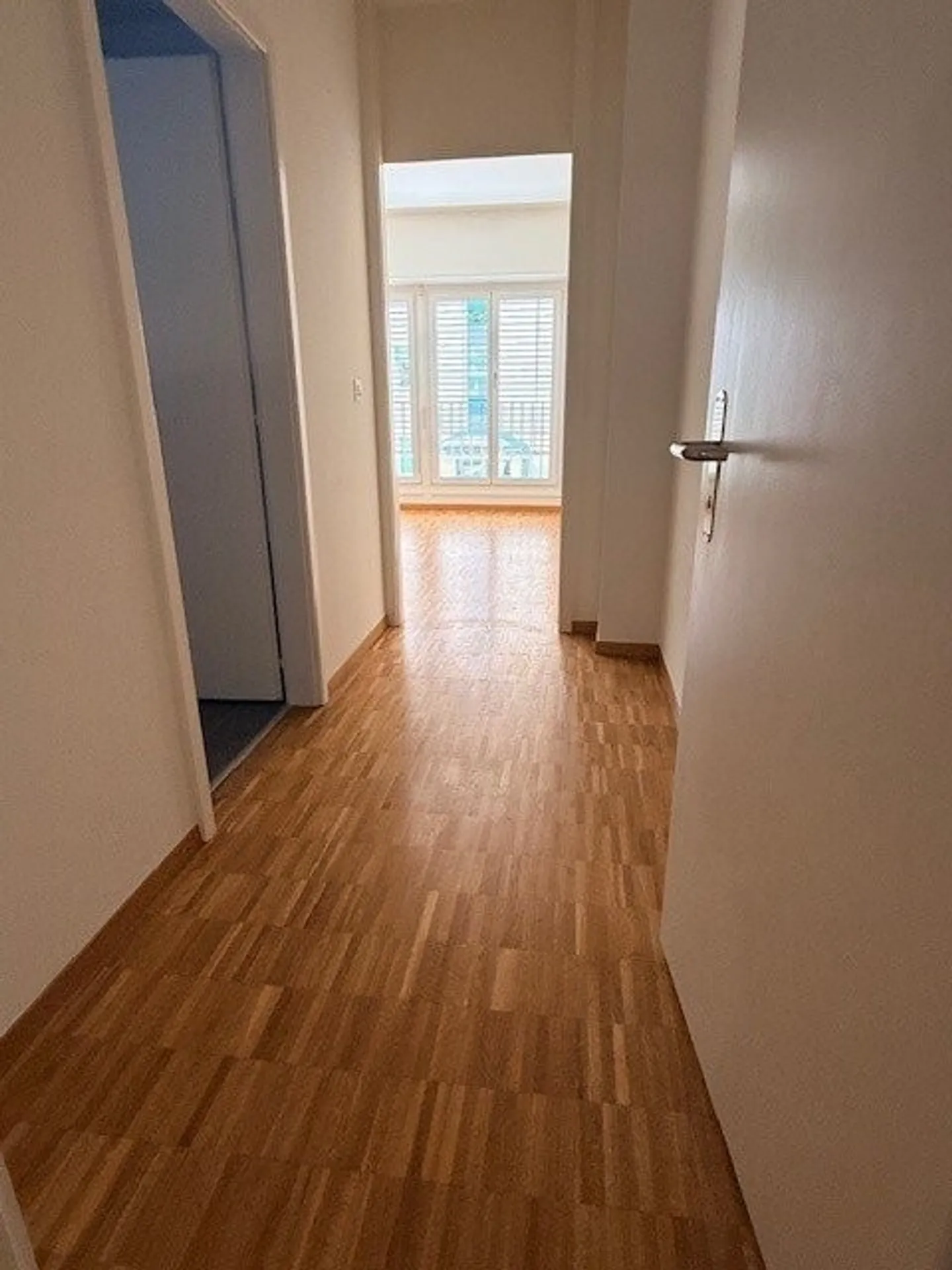 Appartamento con 3,5 stanze e terrazza privata - Foto 2 di 8