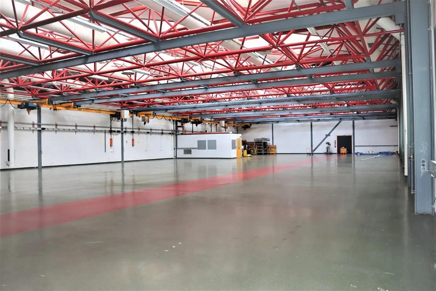 Industrial Space in Geneva - Photo 1 of 6