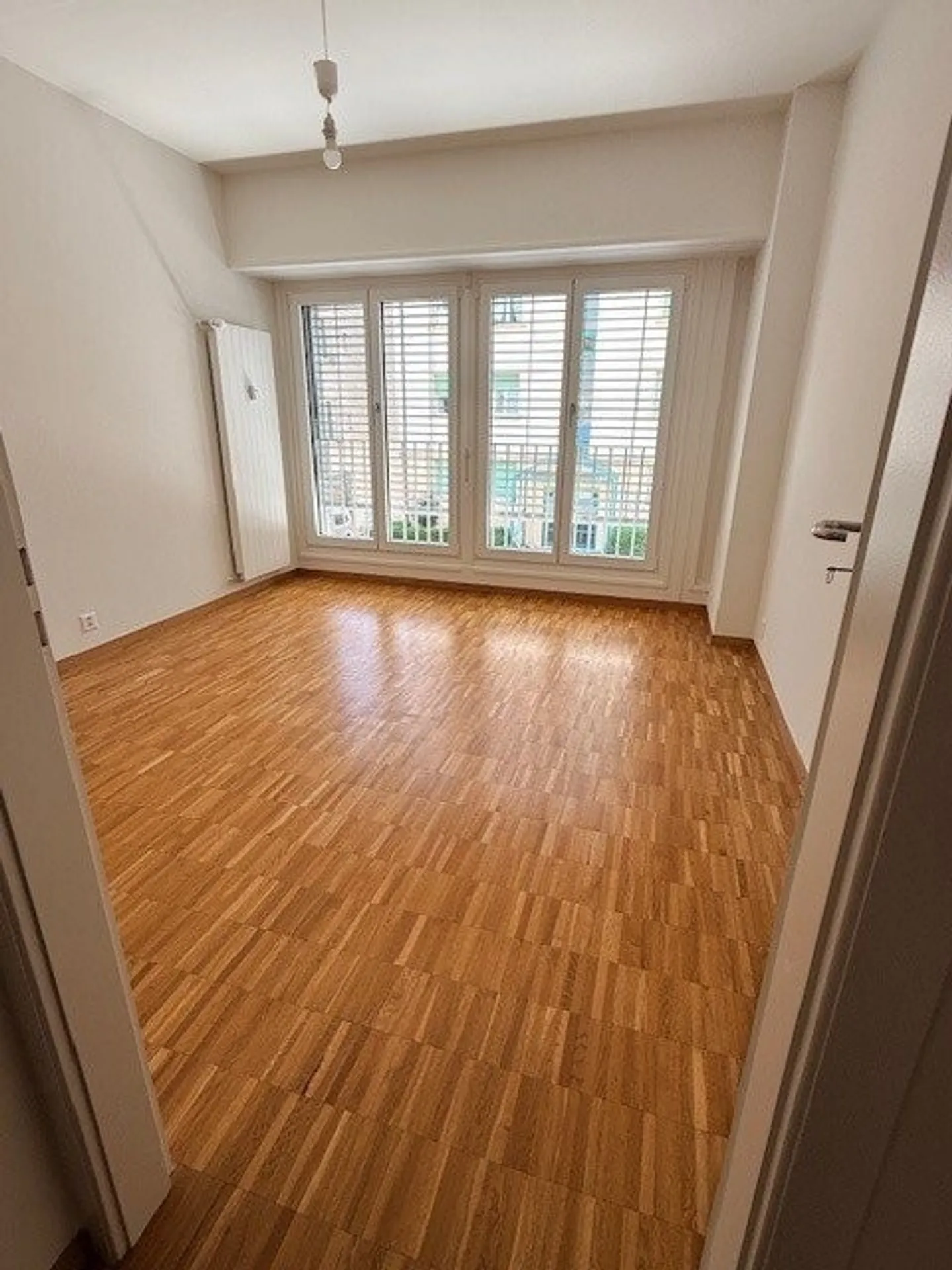 Appartamento con 3,5 stanze e terrazza privata - Foto 6 di 8