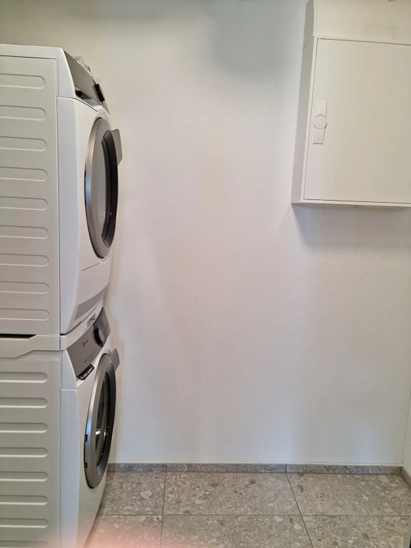 Appartement moderne de 2,5 pièces à louer à partir du 1er avril - Photo 7 sur 7