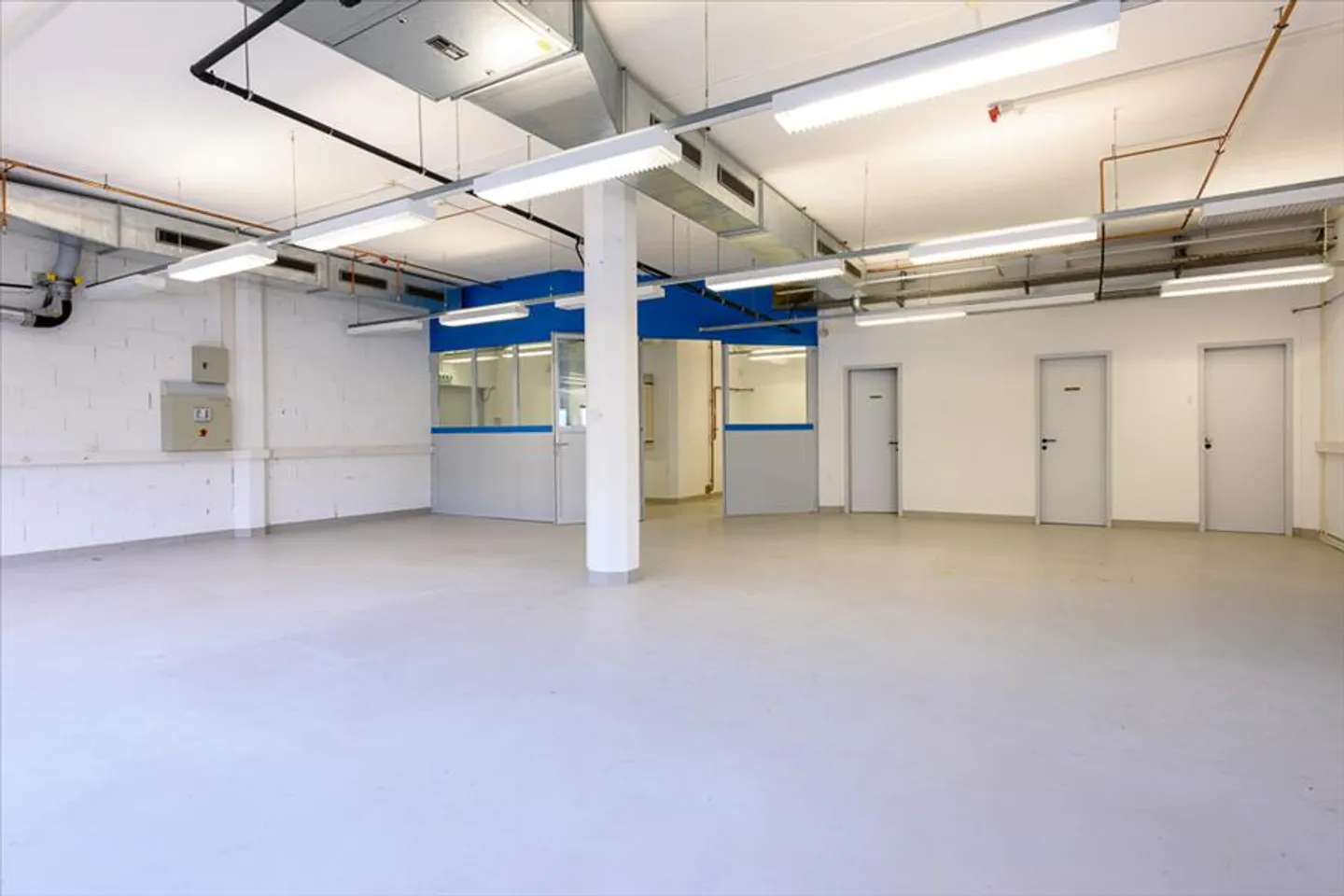 Espace Commercial Spacieux à Gland - Photo 4 sur 6