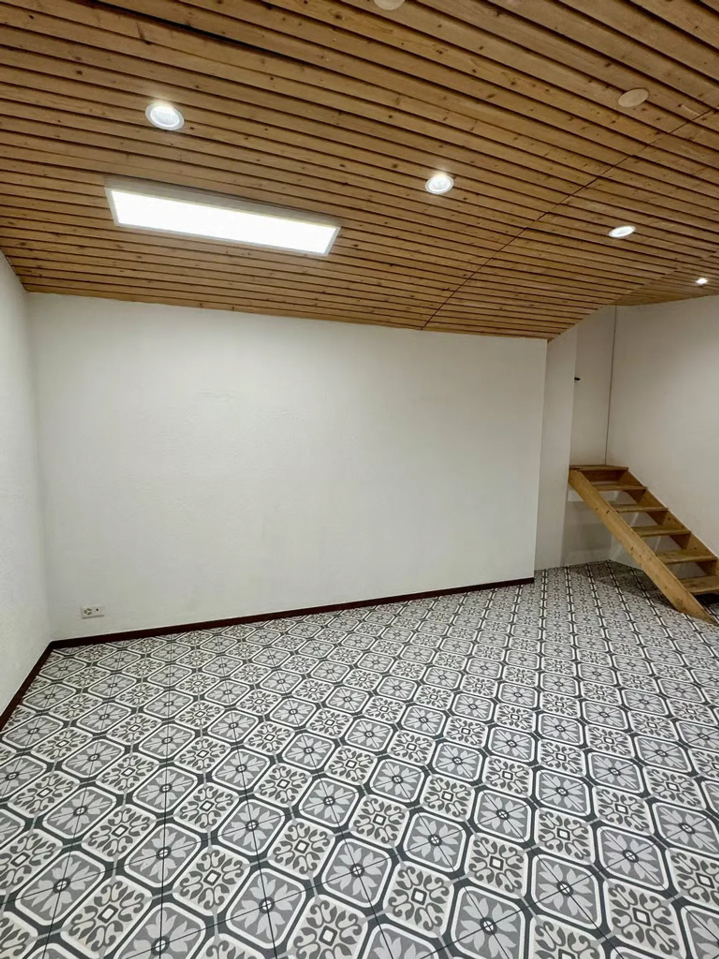 Gewerbefläche von etwa 30 m2 in Sainte-Croix - Foto 4 von 5