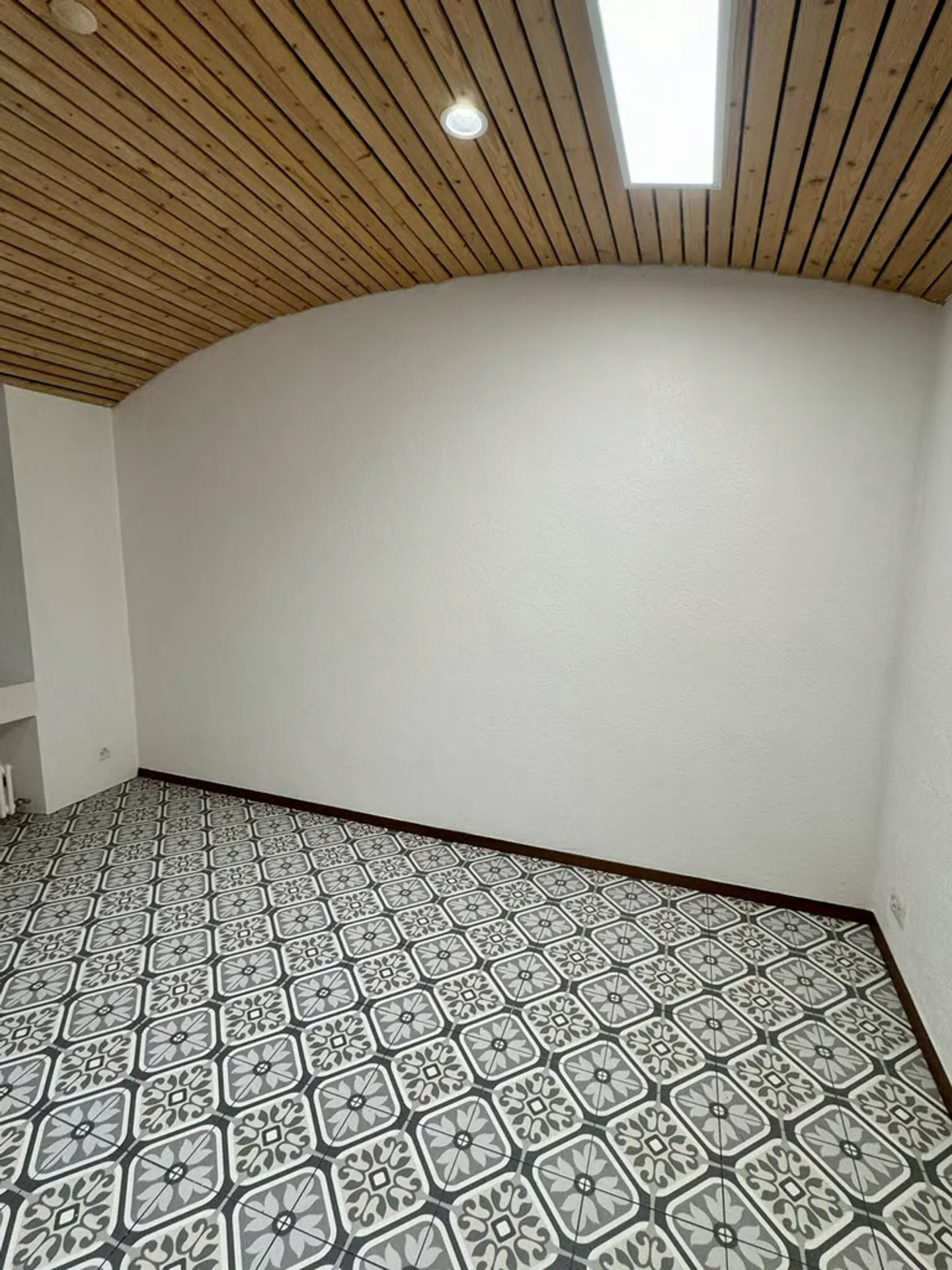 Gewerbefläche von etwa 30 m2 in Sainte-Croix - Foto 5 von 5