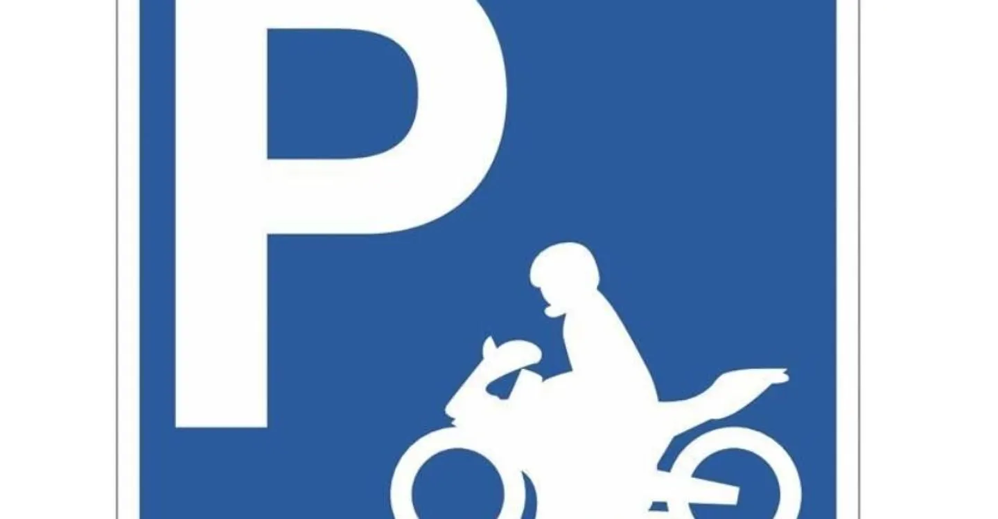 Posto moto coperto - Foto 1 di 1