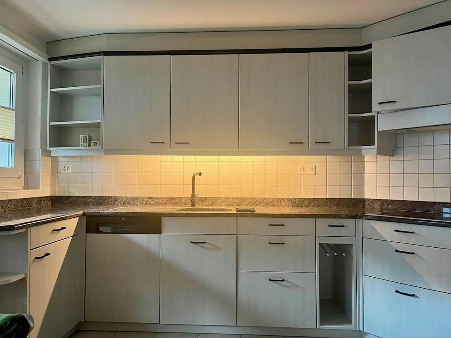 Appartamento ristrutturato di 4,5 locali con area giardino a Savognin - Foto 8 di 9