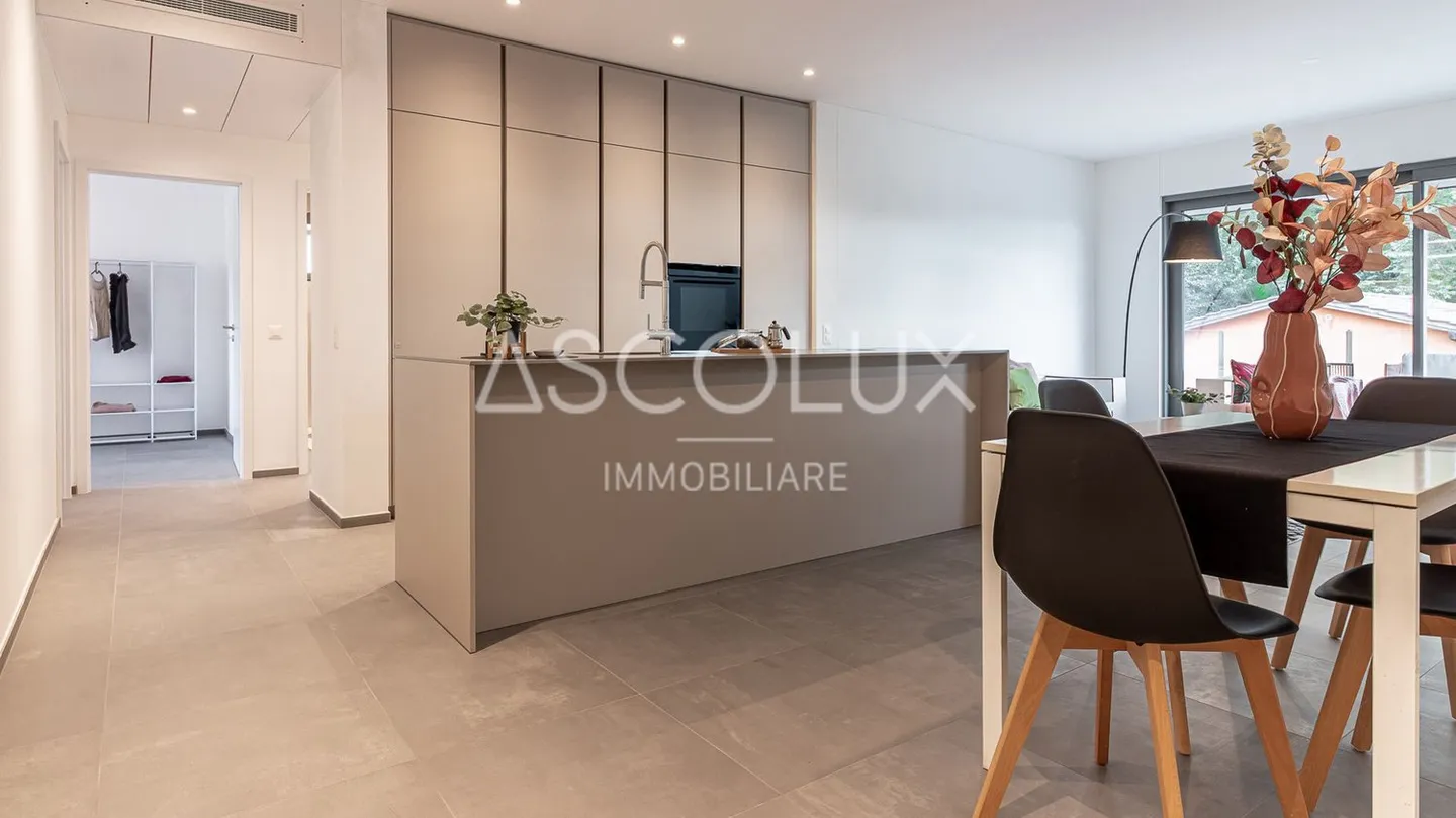 Moderne und ruhige Räume - 4.5 Zimmer in einer exklusiven Residenz am Stadtrand  | Spazi Moderni e Sereni - 4.5 Locali in Residenza Esclusiva ai Confini della Città - Foto 4 di 13