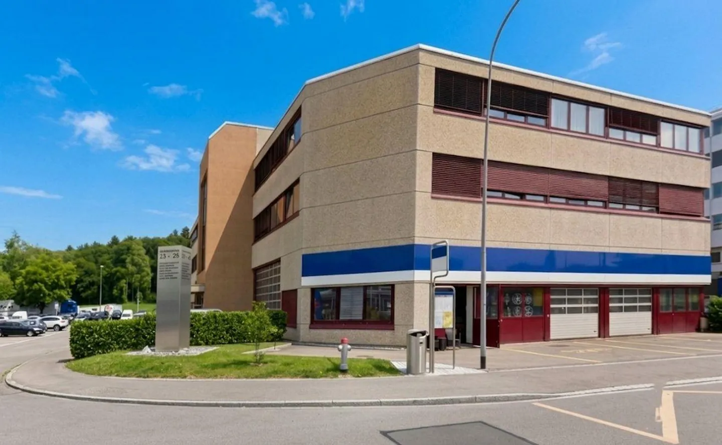 Espace au rez-de-chaussée rare et attrayant à Kloten ! - Photo 4 sur 4