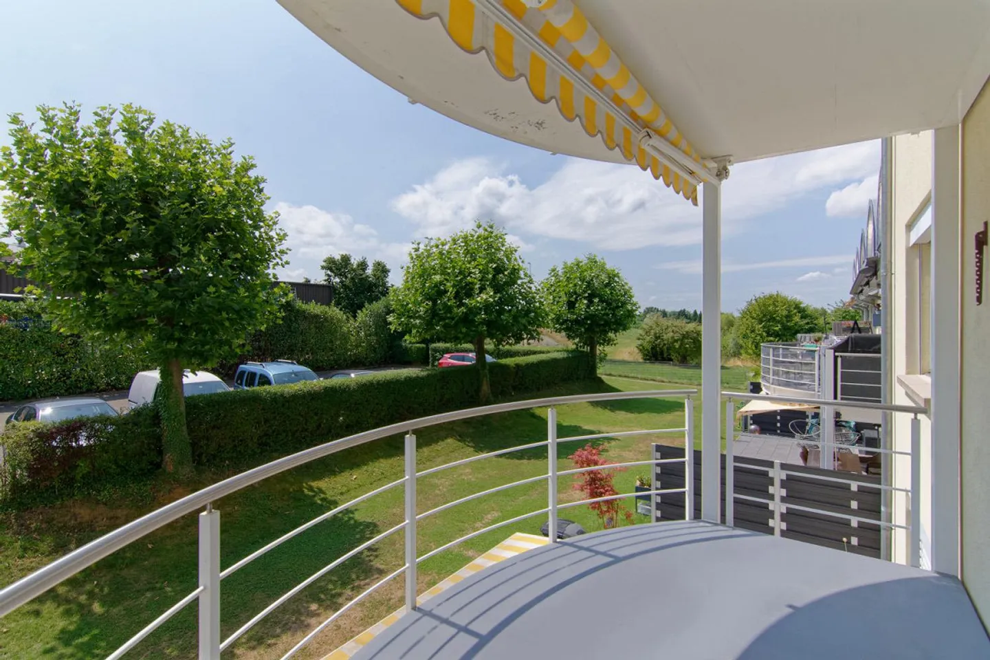 Appartamento spazioso e attraente di 4 1/2 stanze (vista lago) - Foto 12 di 15