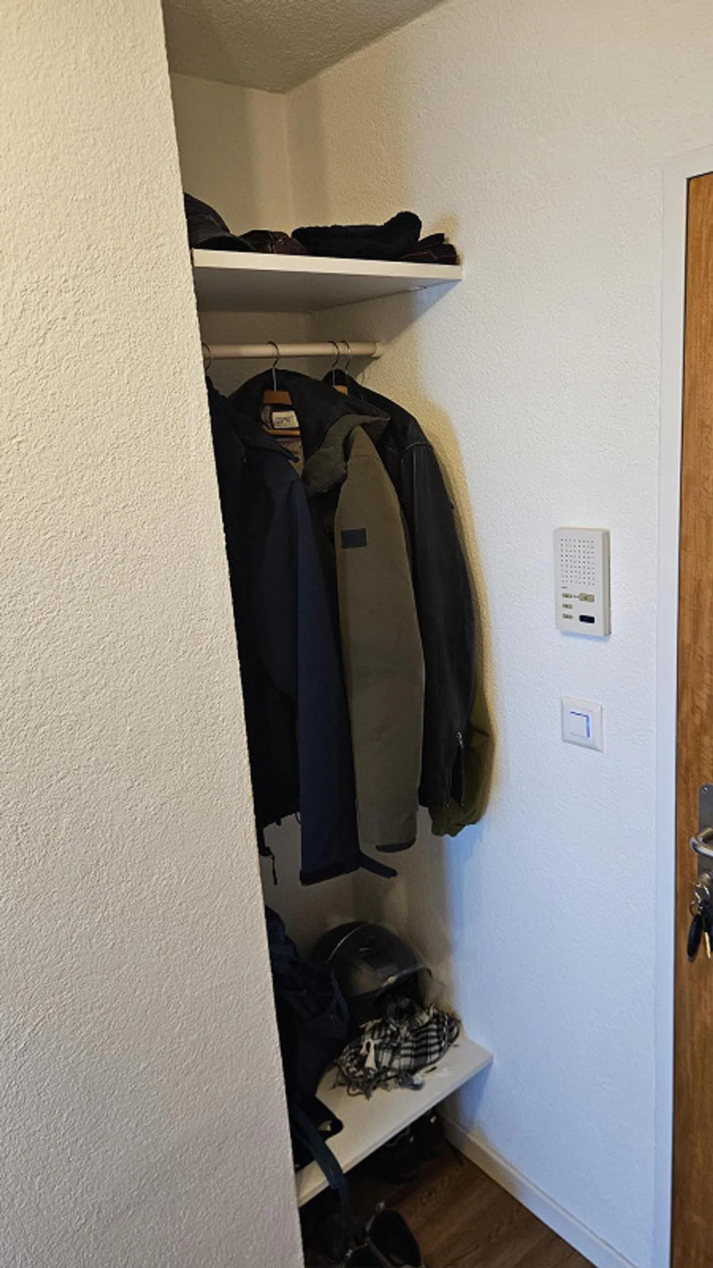 Appartement 1,5 pièces avec jardin d'hiver et vue magnifique - Photo 3 sur 11