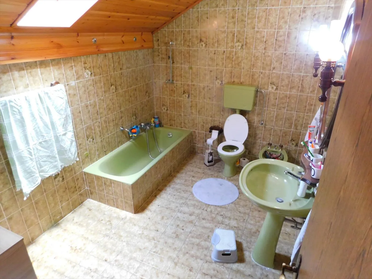 Doppelhaushälfte 7.5 Zimmer - Foto 5 von 13