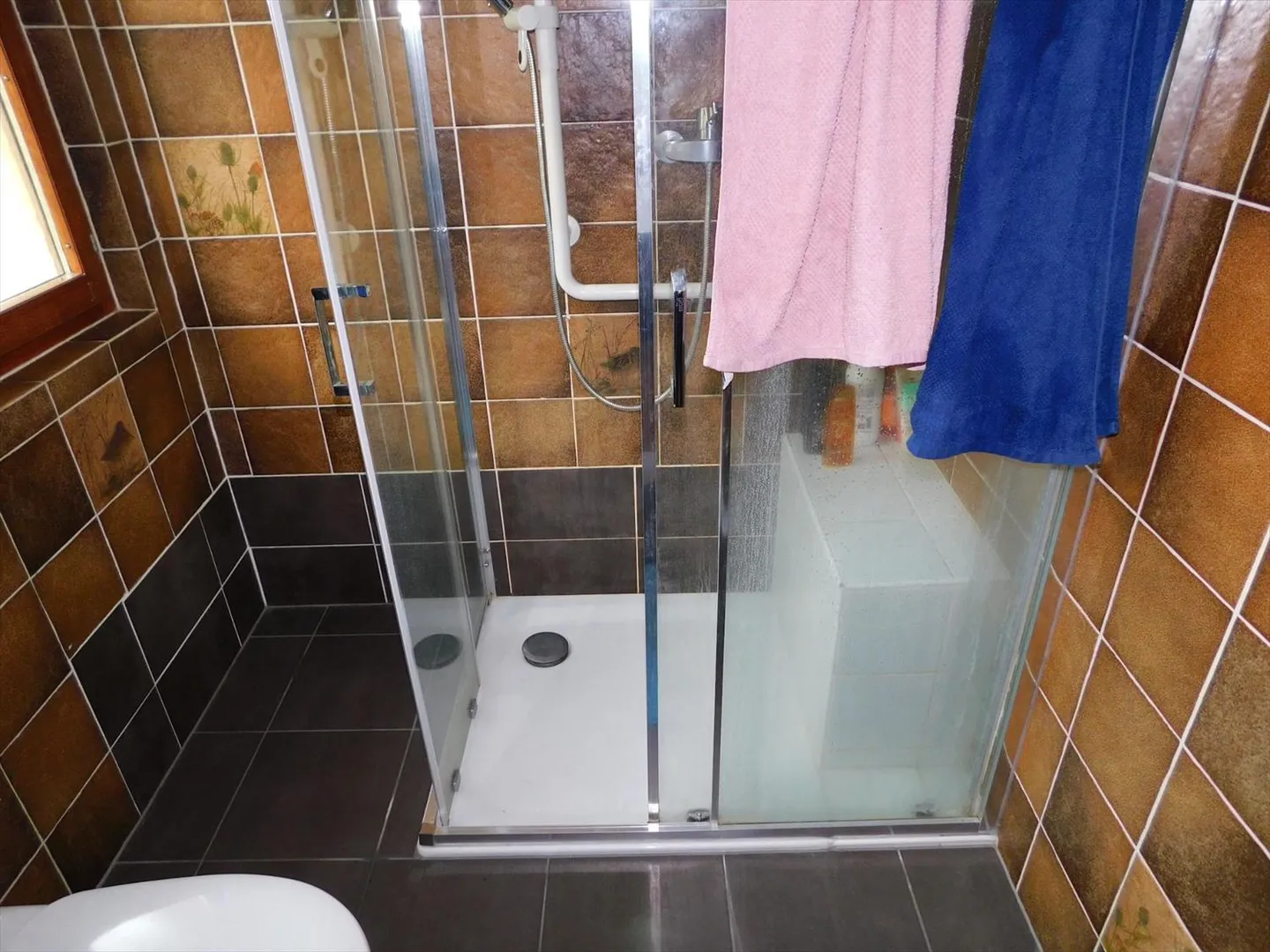 Doppelhaushälfte 7.5 Zimmer - Foto 8 von 13