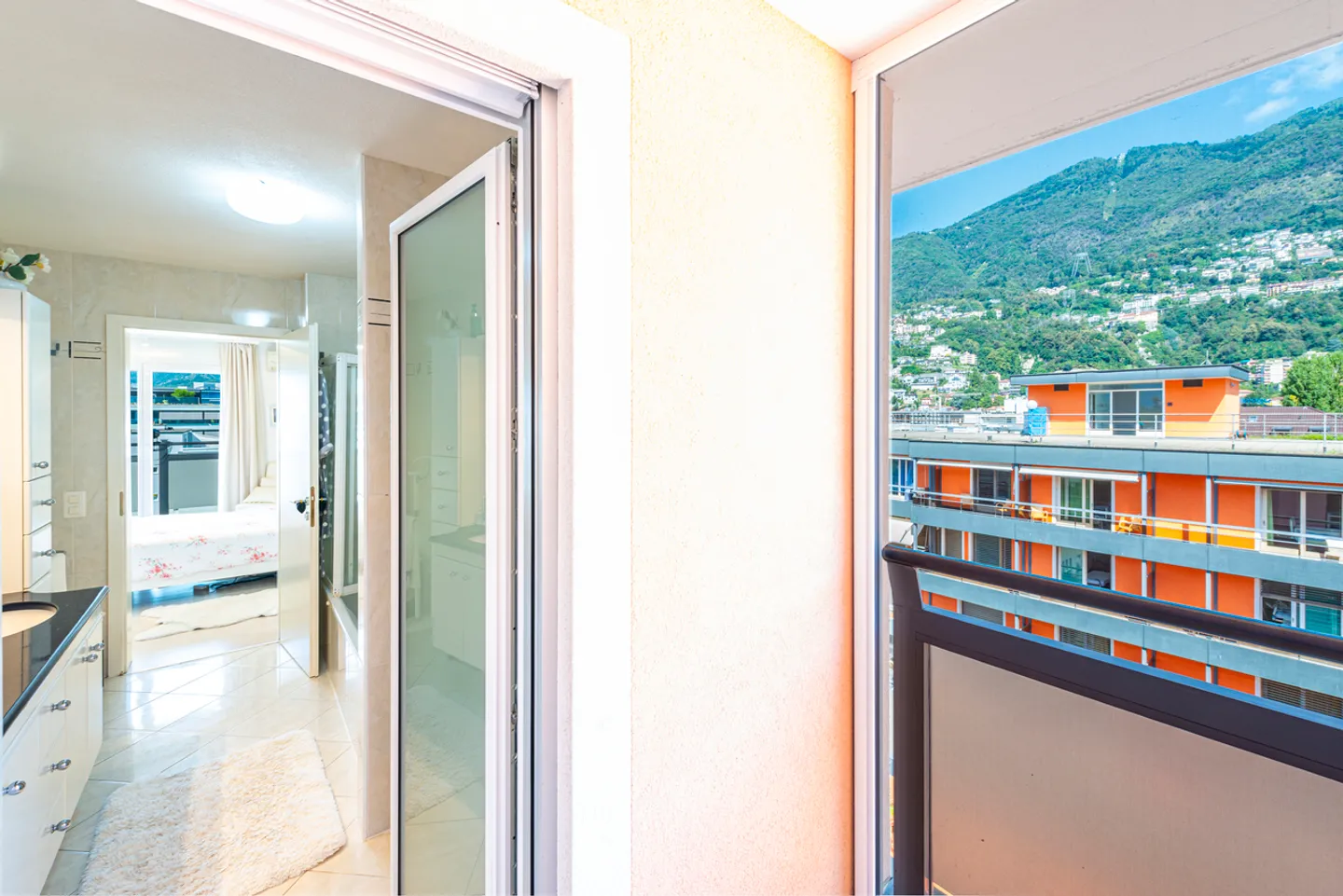 Attico 4.5 locali vicino al centro di Locarno - Foto 7 di 9