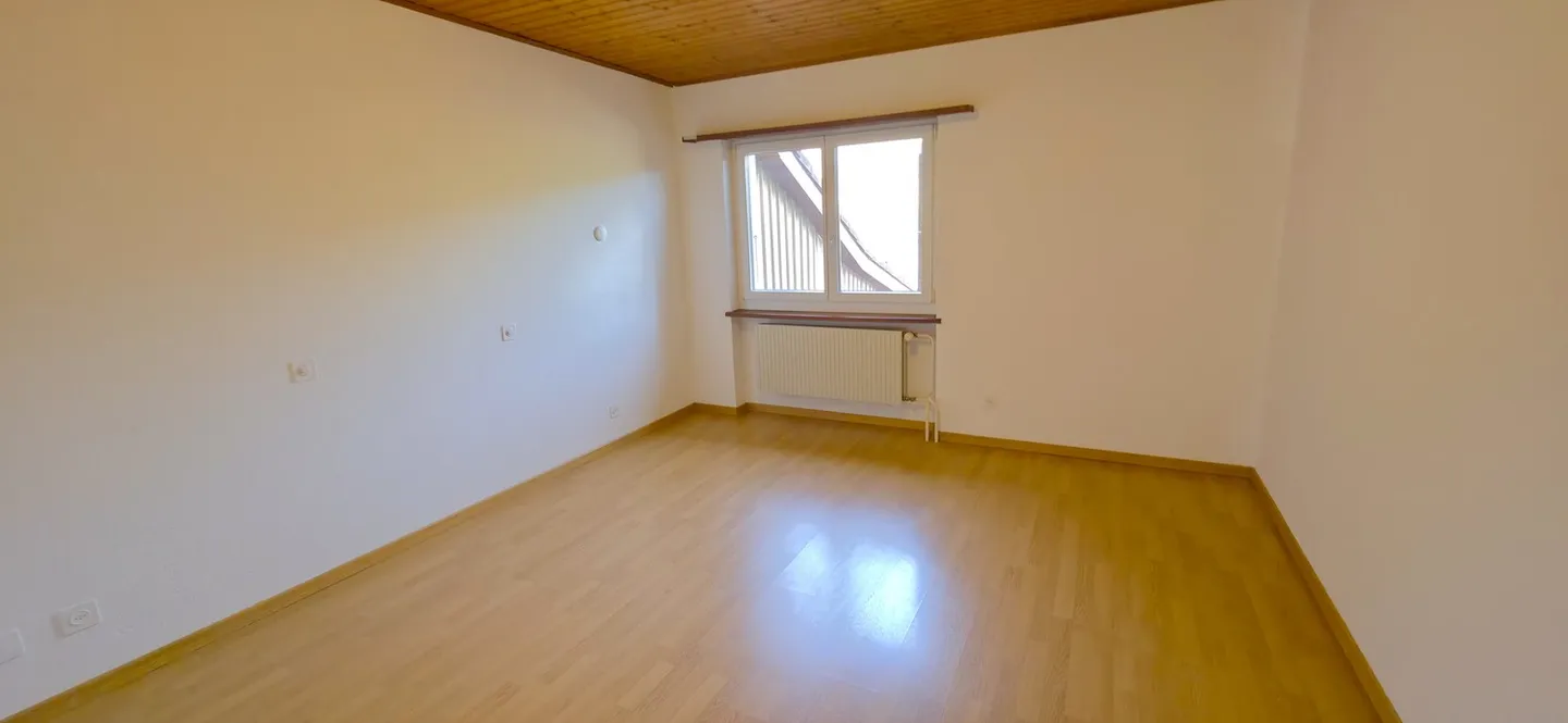 Appartement spacieux à Courchapoix - Photo 10 sur 13