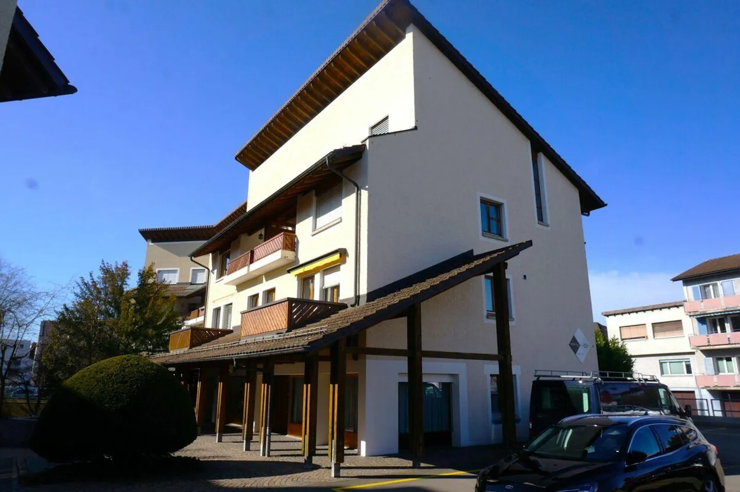 3½-Room Maisonette Apartment on the 2nd Floor and Underground Parking Space in the Village Center - Photo 1 of 11