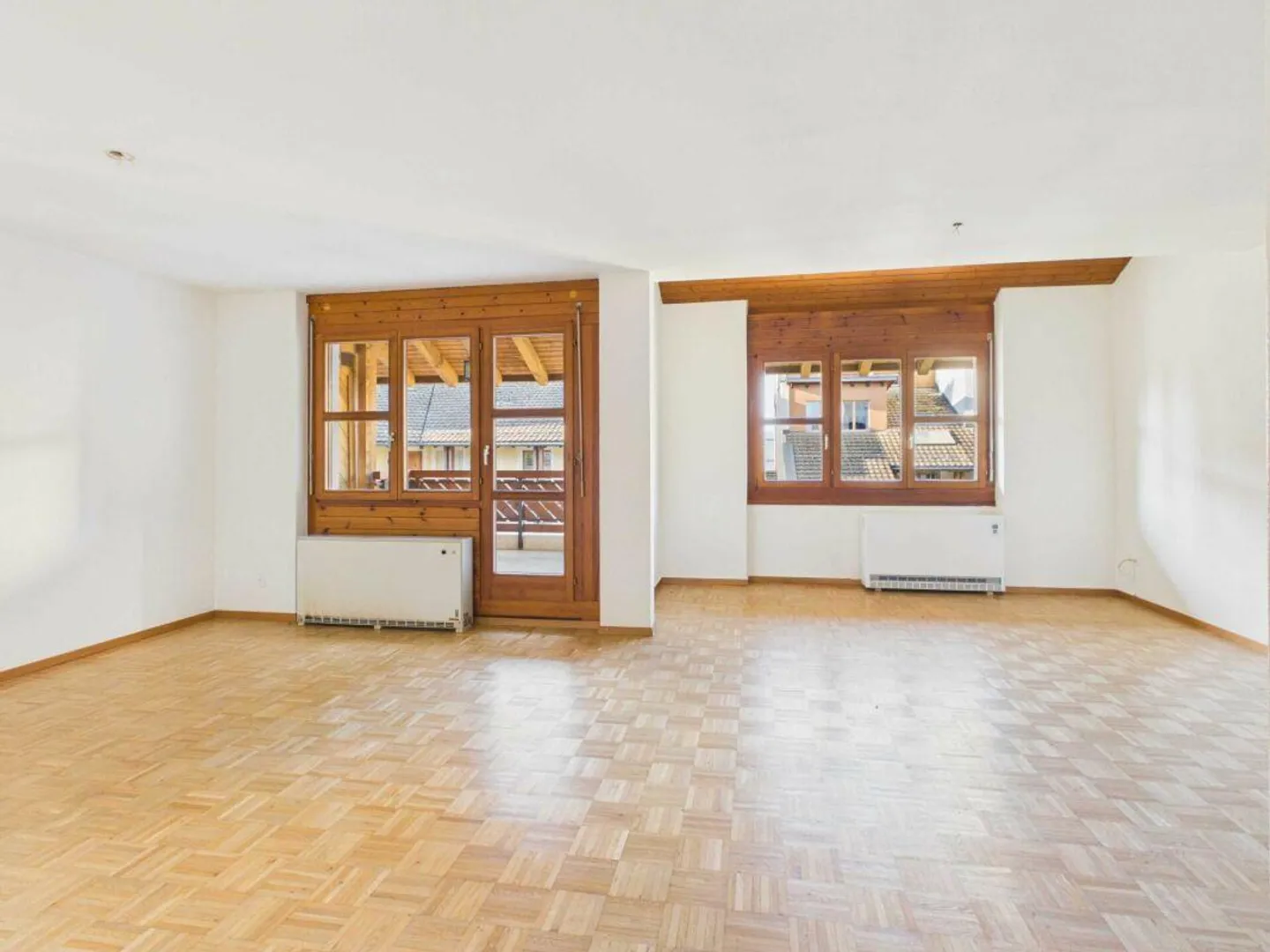 3½-Room Maisonette Apartment on the 2nd Floor and Underground Parking Space in the Village Center - Photo 2 of 11