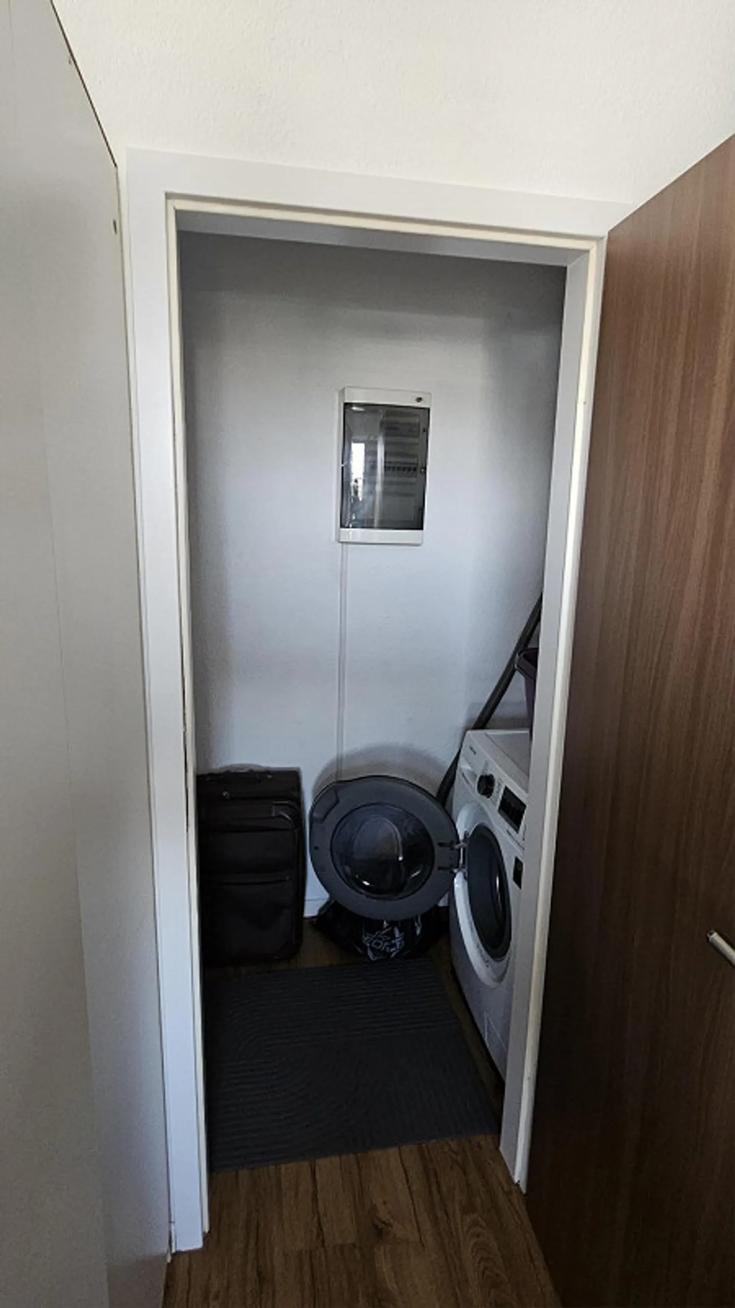 Appartement 1,5 pièces avec jardin d'hiver et vue magnifique - Photo 9 sur 11