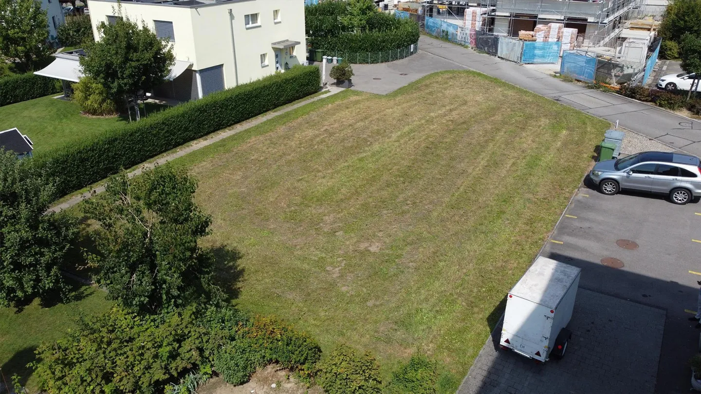 Terreno edificabile pianeggiante in una posizione privilegiata! - Foto 4 di 4