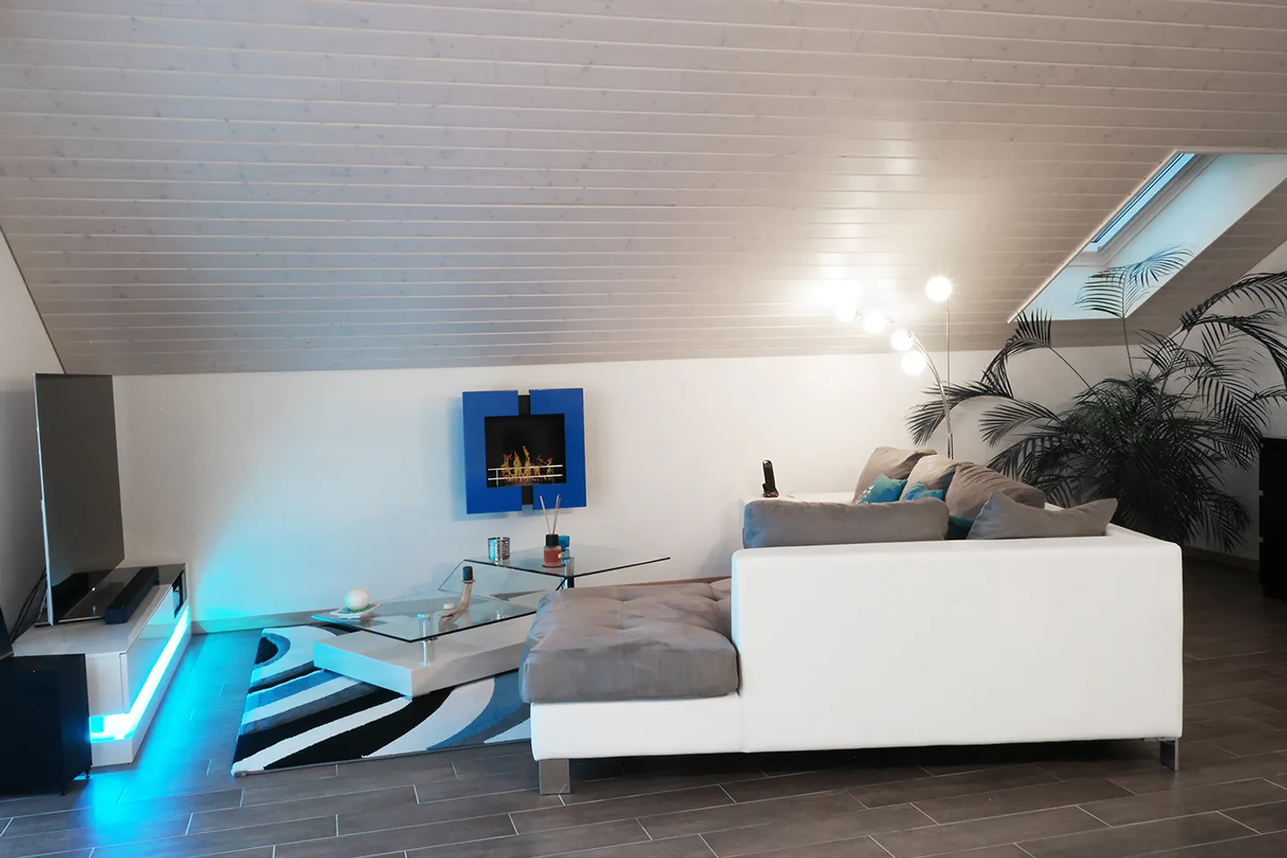 Penthouse 4.5 Zimmer - Foto 2 von 13