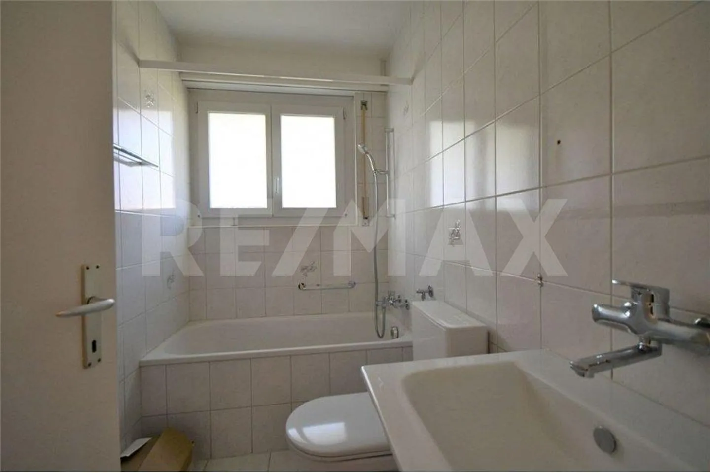 Maison multifamiliale avec 8 appartements et bon rendement - Photo 11 sur 11