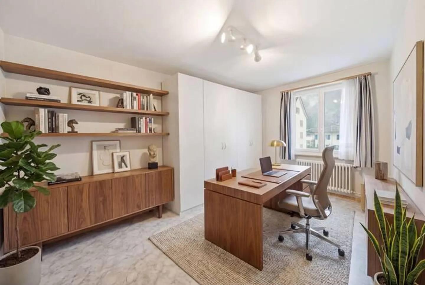 CASA MULTIFUNZIONALE NEL CENTRO - Foto 6 di 9
