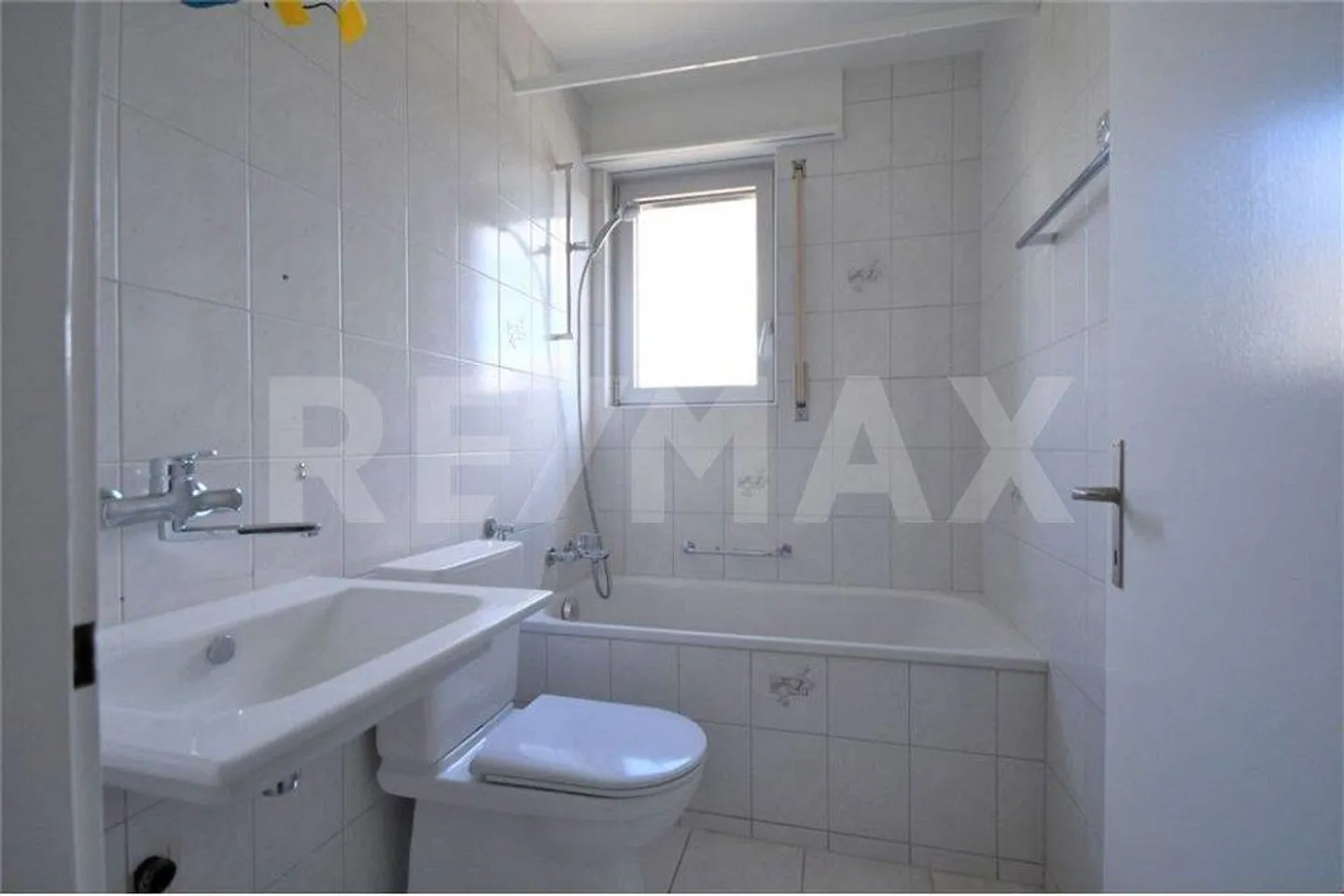 Maison multifamiliale avec 8 appartements et bon rendement - Photo 10 sur 11