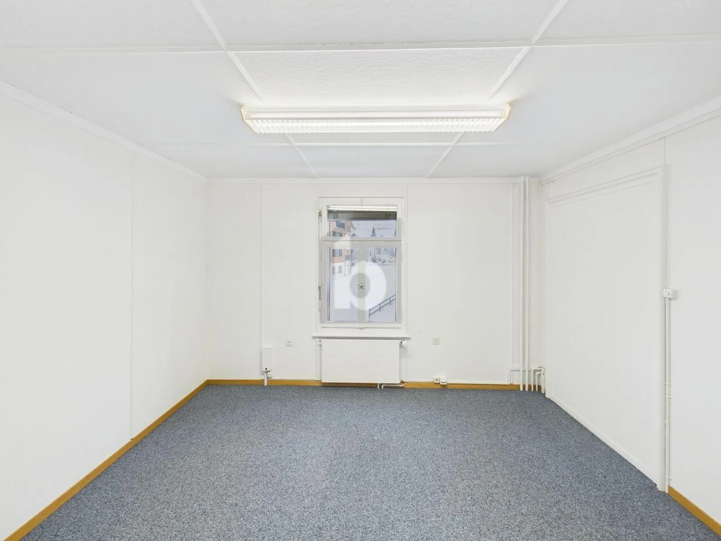 Zentrale Bürofläche in Appenzell - Foto 1 von 5
