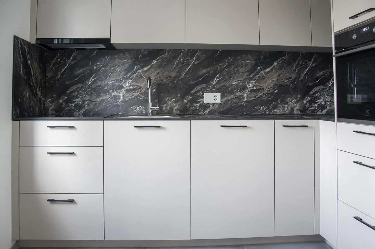 Appartamento 3.5 stanze appena ristrutturato in affitto a Gümligen - Foto 14 di 25