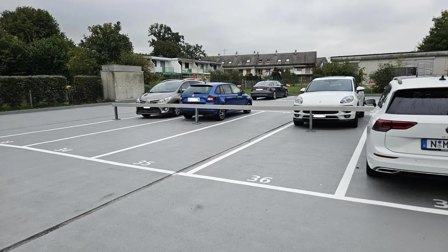 Aussenparkplatz in Sisseln zu vermieten - Photo 1 of 1