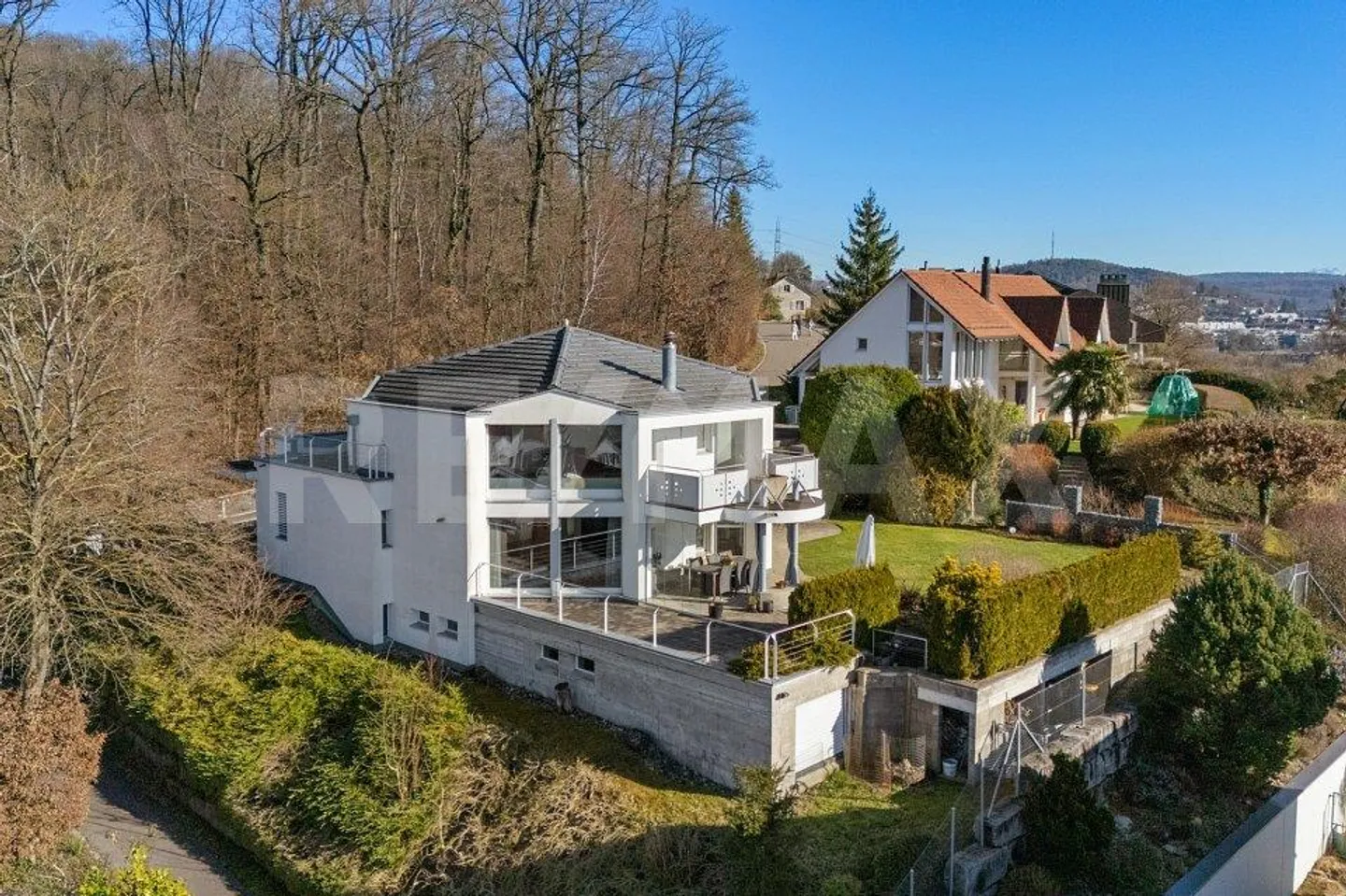 Casa unifamiliare architettonica di 6,5 stanze con vista - Foto 3 di 13