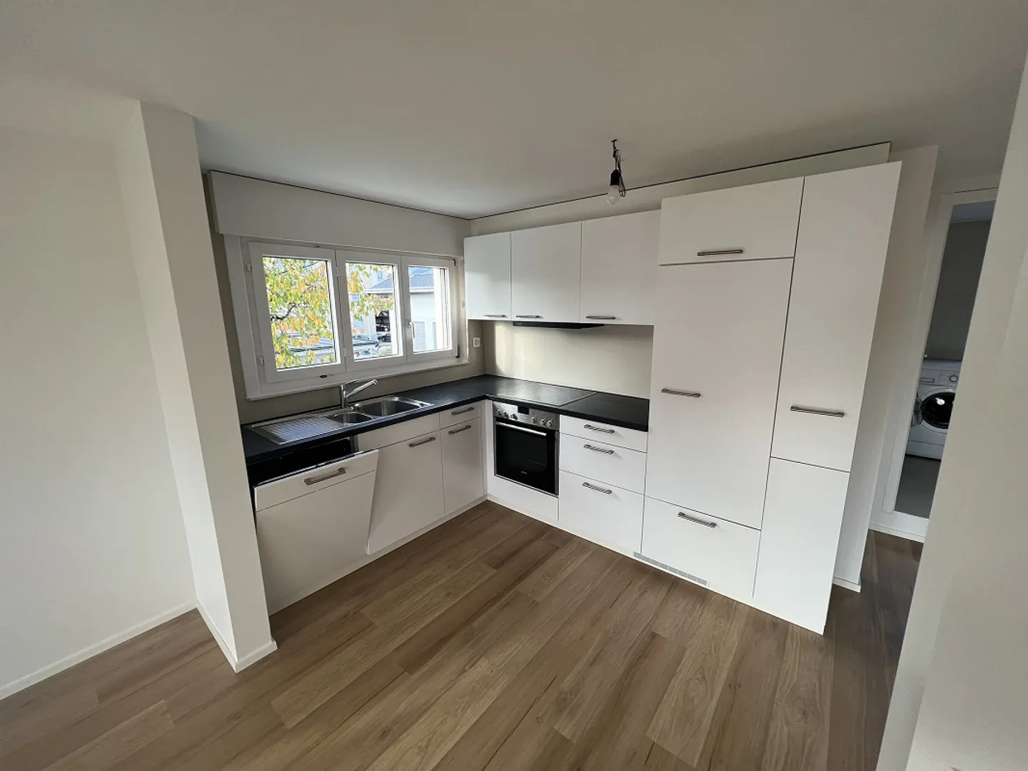 3.5 Zimmer Wohnung - Foto 2 von 6